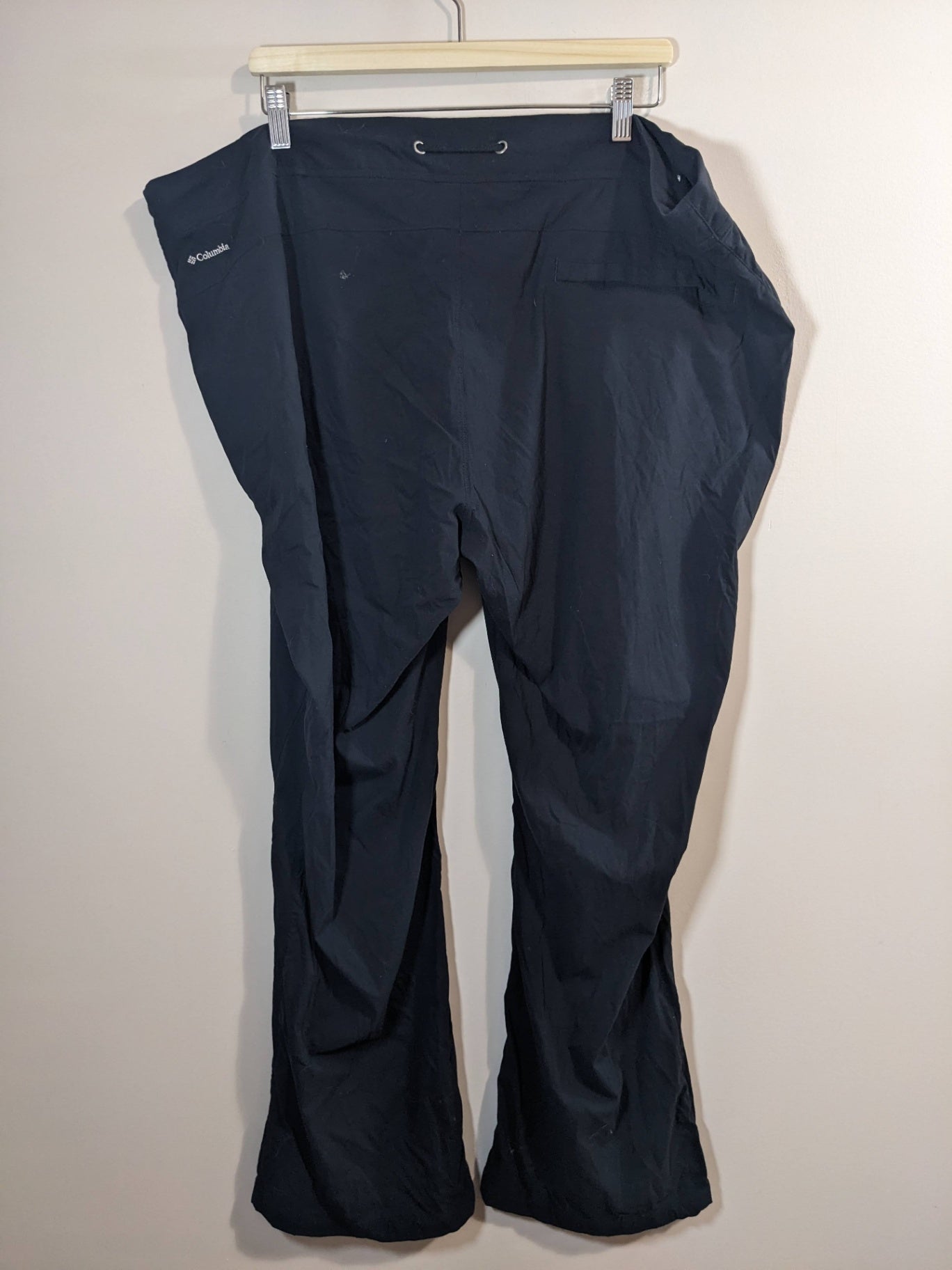 Columbia omni-shield pants - 24