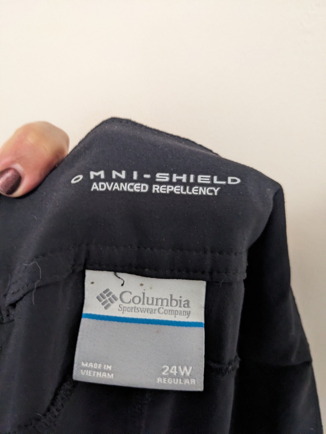 Columbia omni-shield pants - 24