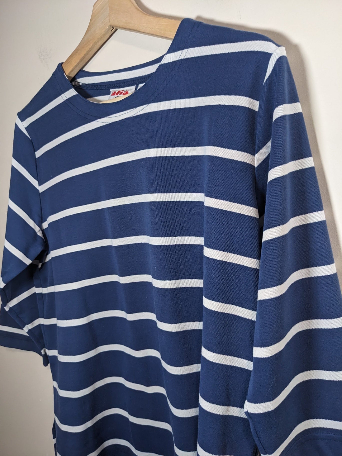 Alia blue striped 3/4 sleeve shirt- M