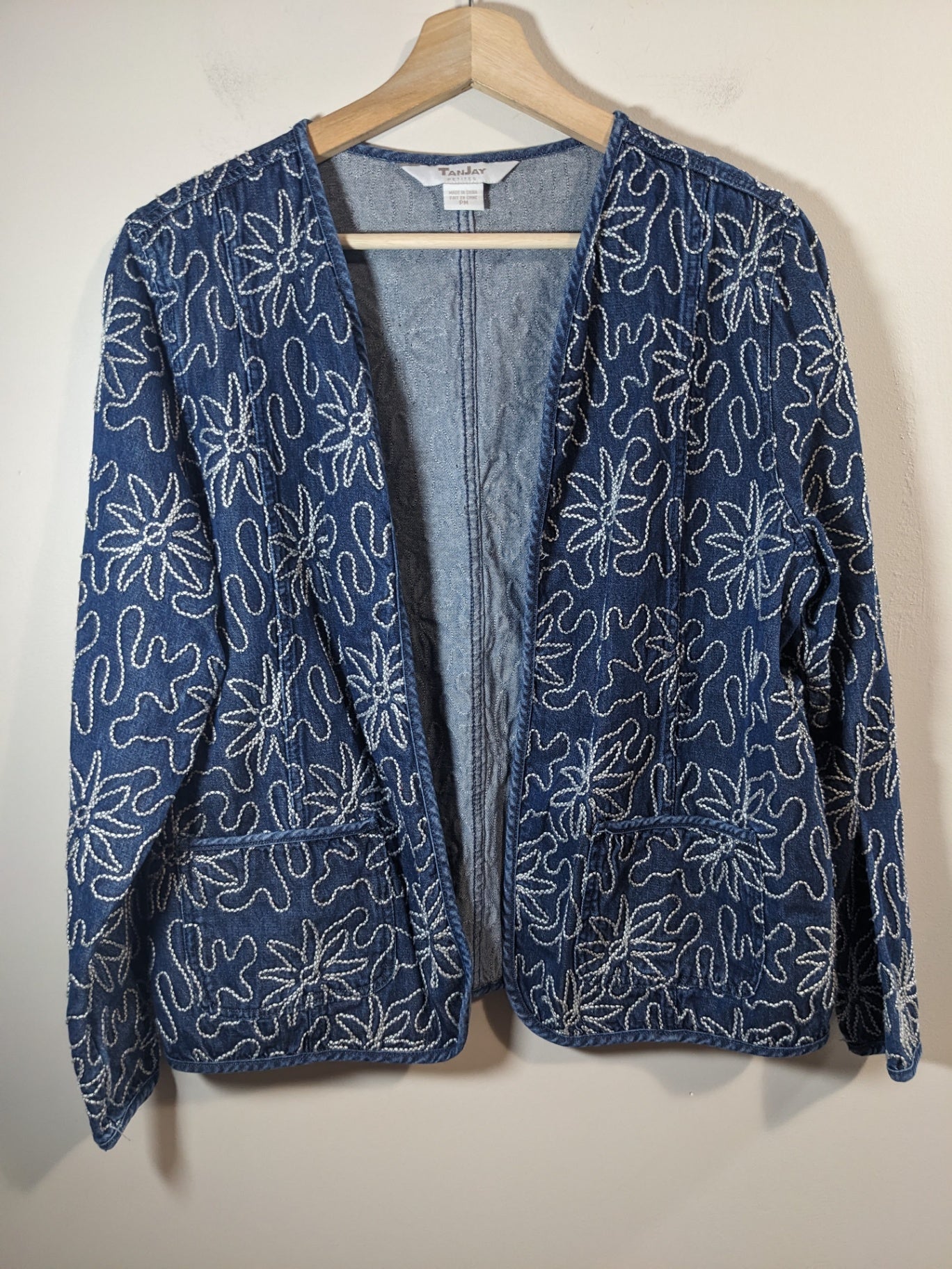 TanJay  denim embroidered jacket- M