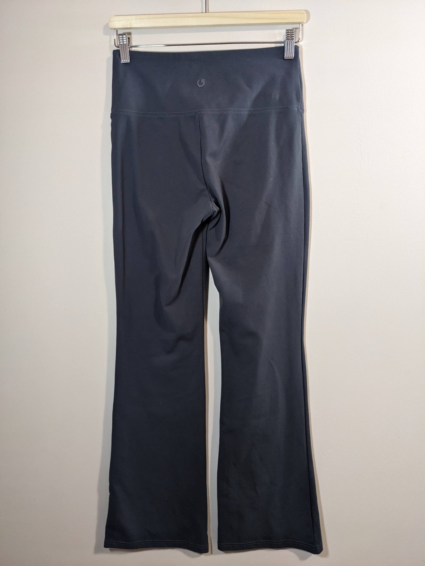 Garage Flare Leggings - M