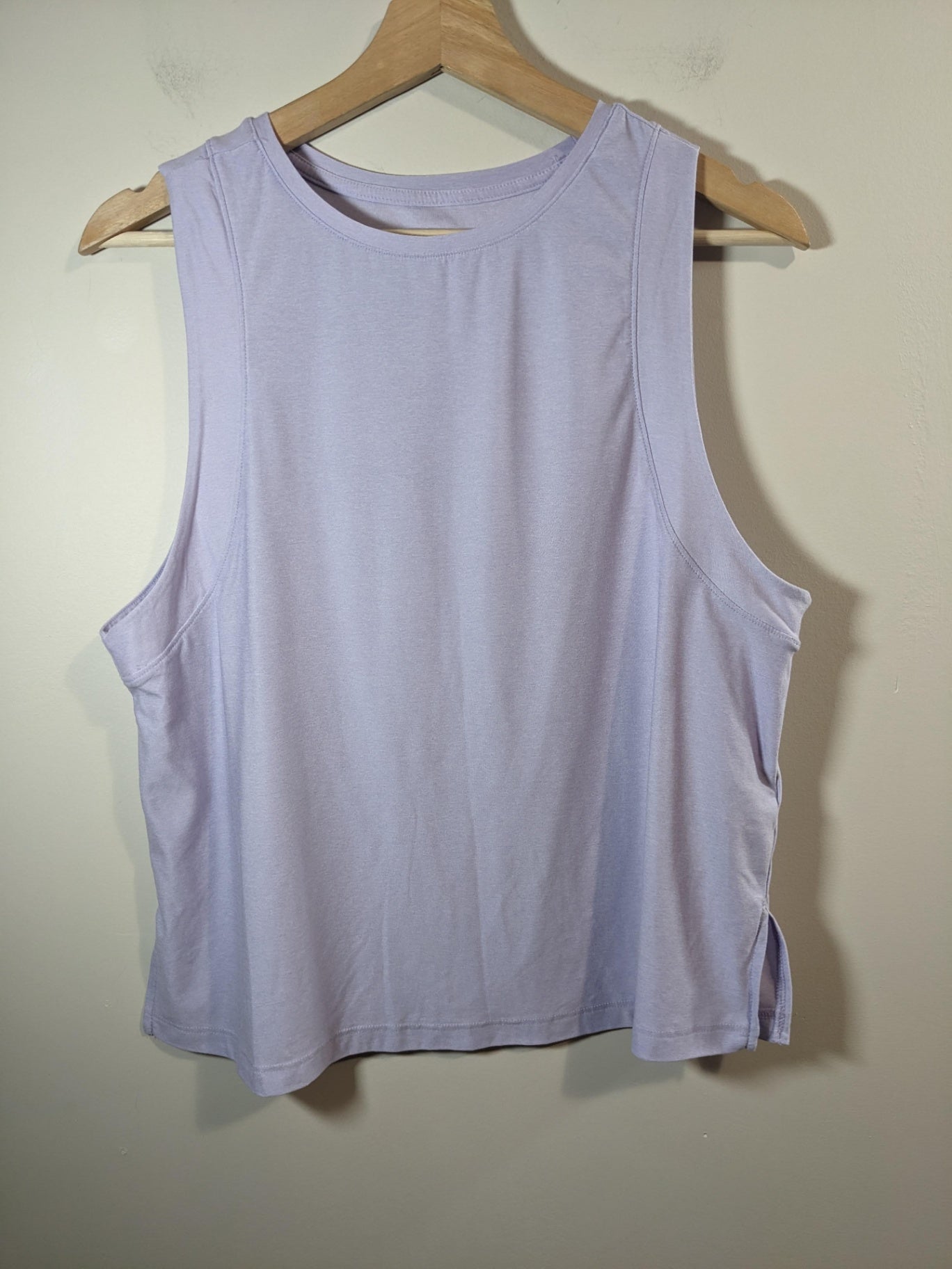 Old Navy purple tank - M