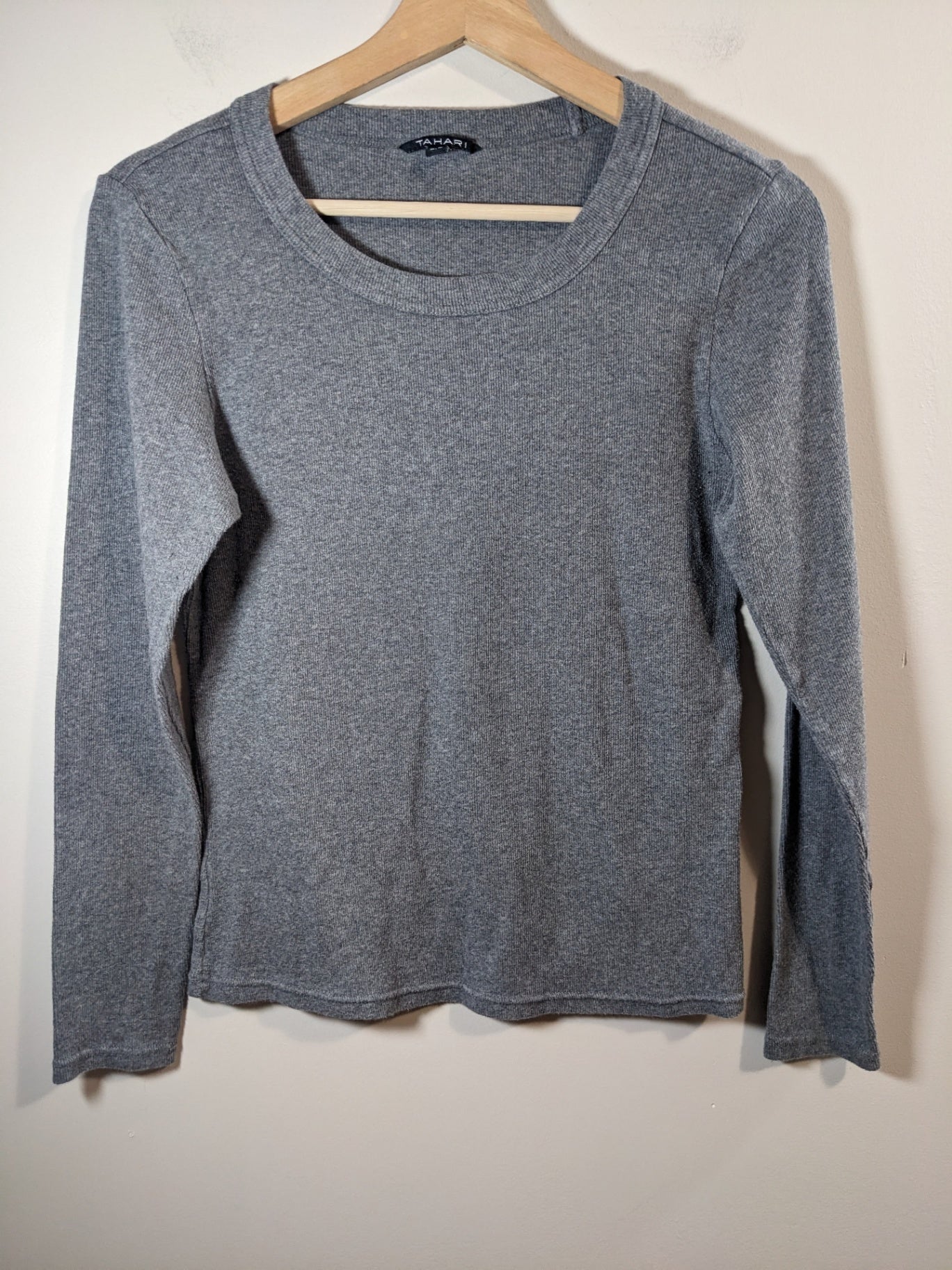 Tahari Grey Long Sleeve - M