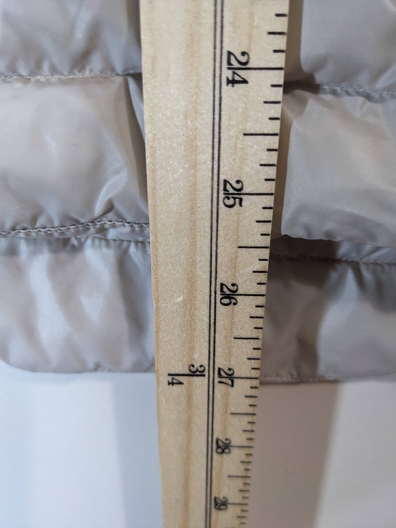 Lolë Puffer Vest - L