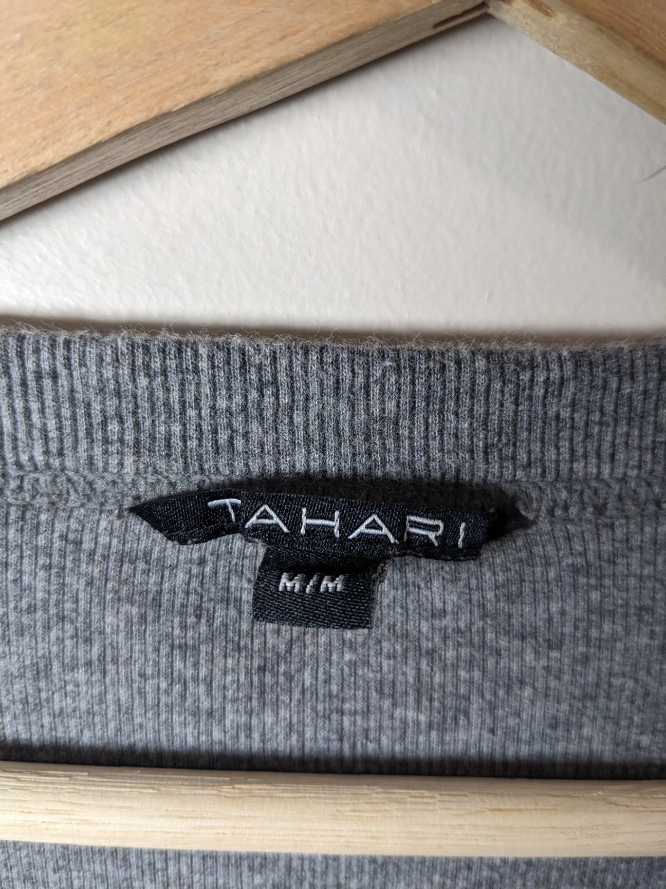 Tahari Grey Long Sleeve - M