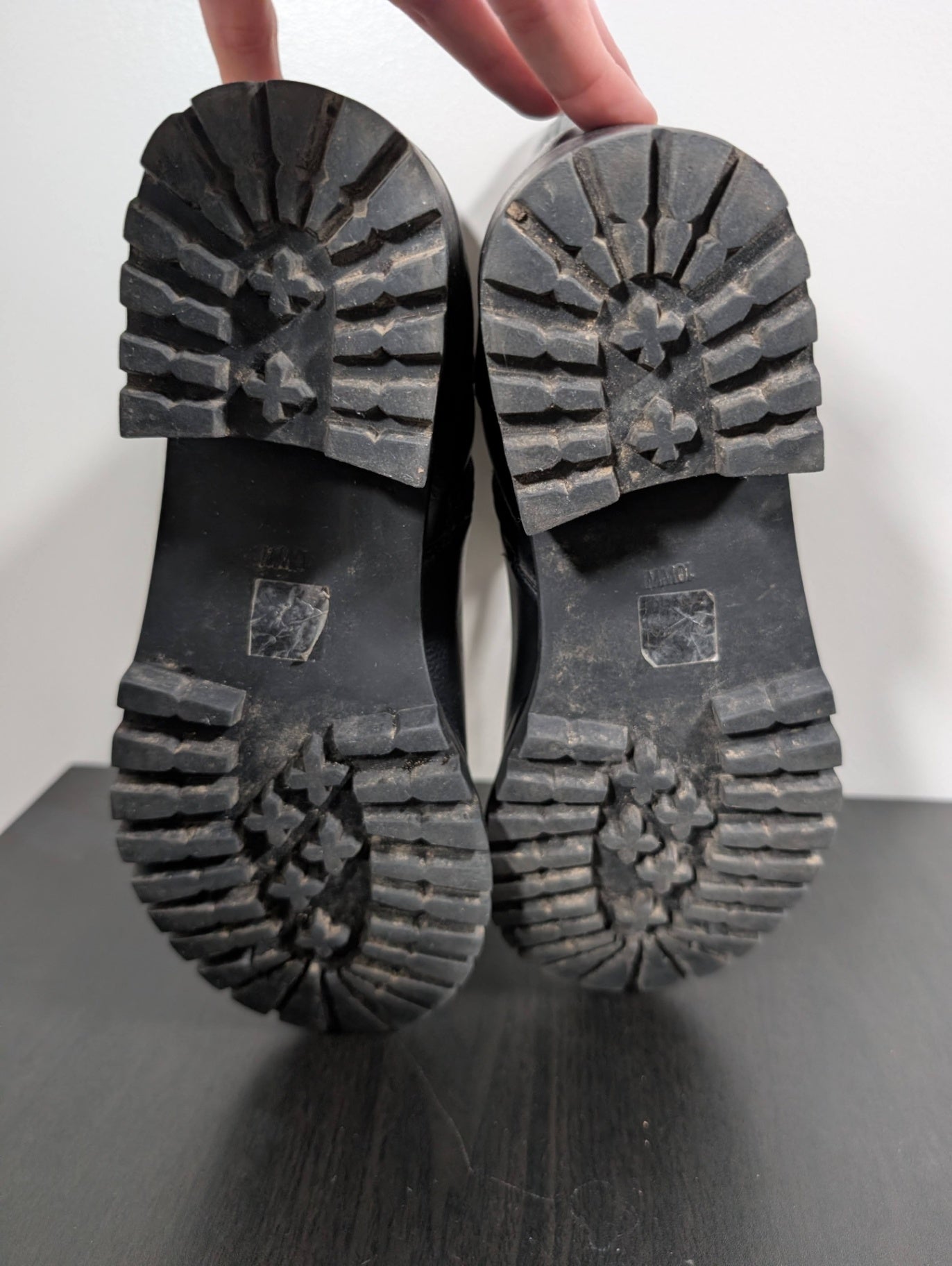 Black combat boots - SZ 10