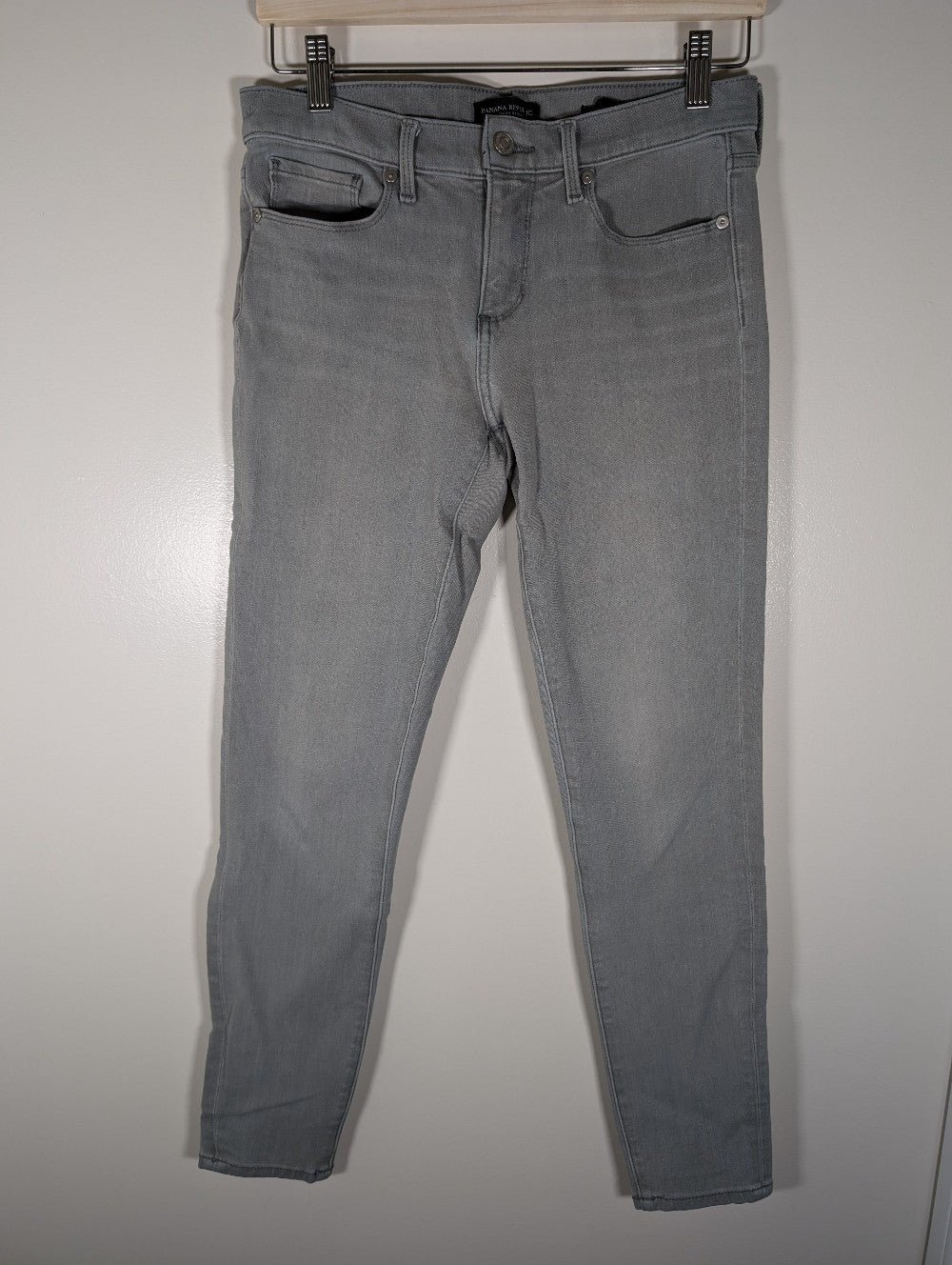 Banana Republic grey skinny jeans - SZ 27