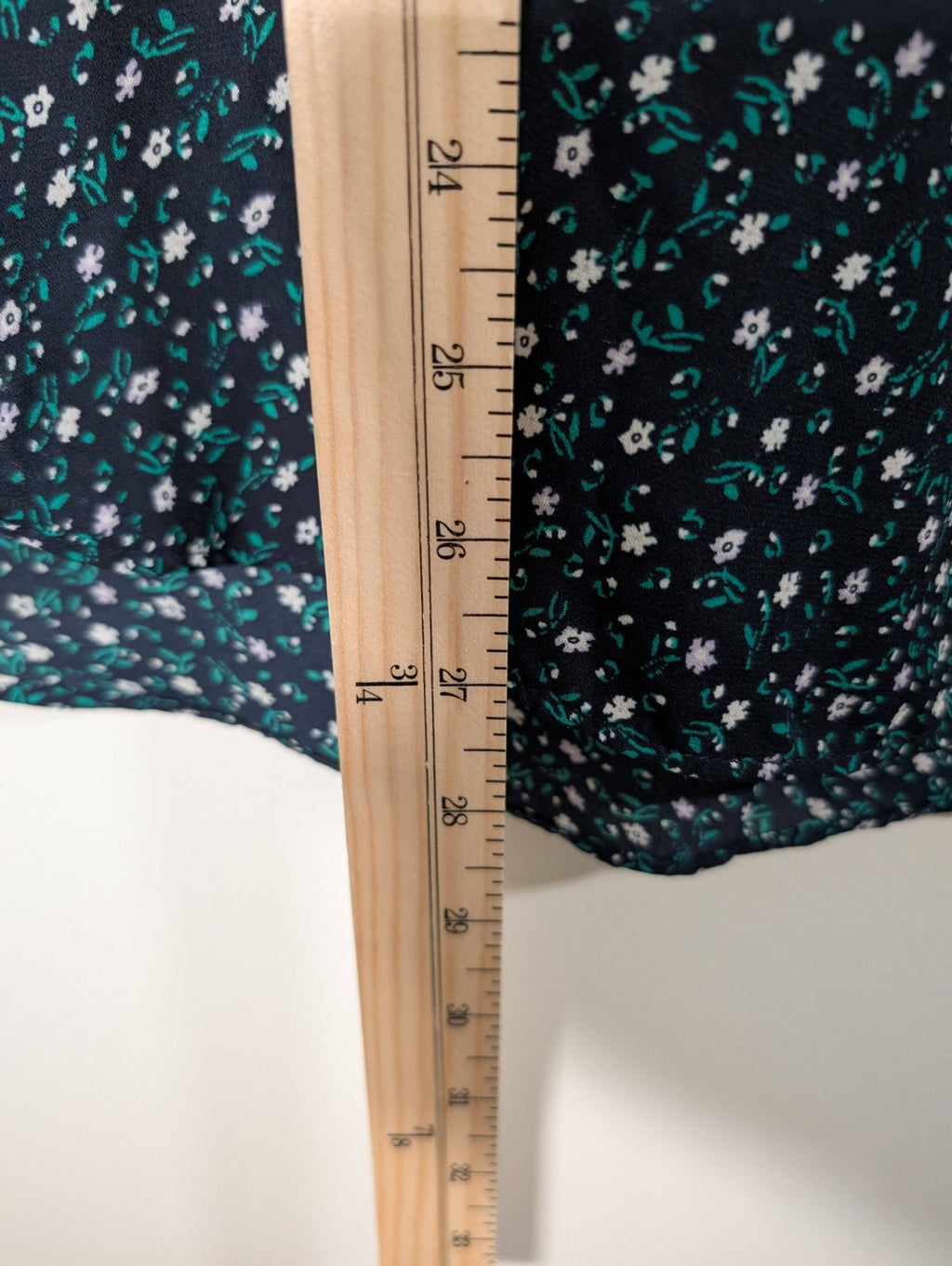 Banana Republic Floral Blouse - Large