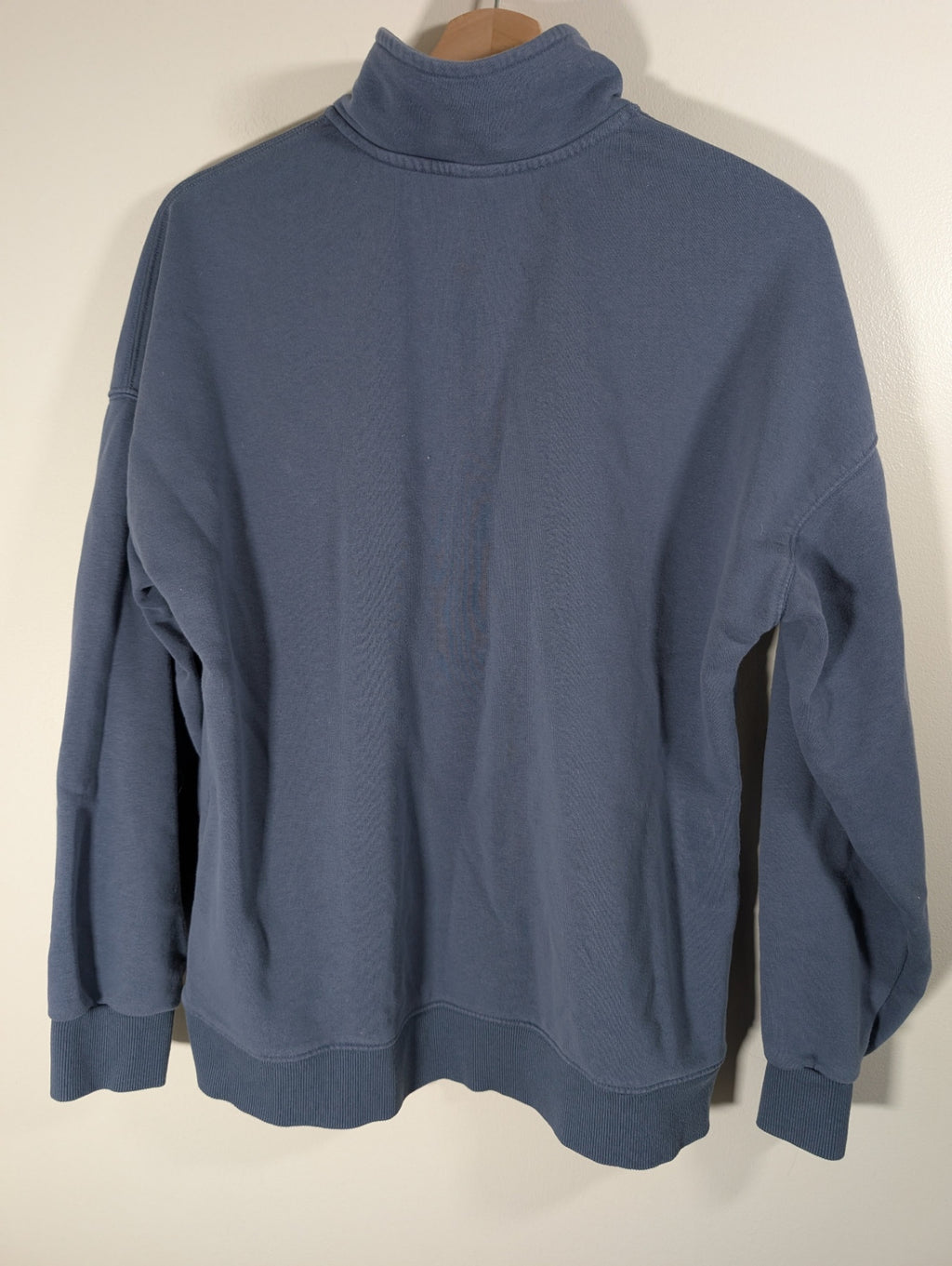 Lazypants 1/4 zip pullover - Large