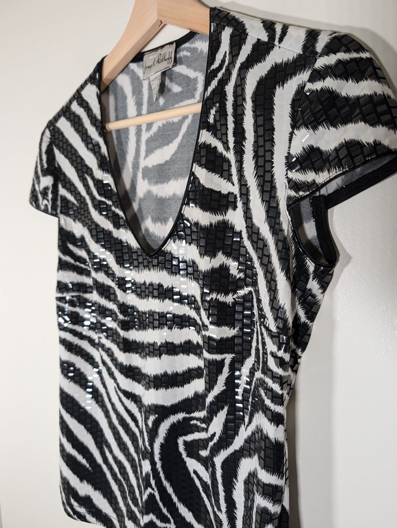 Joseph Ribkoff Zebra Sequin Blouse - SZ 6