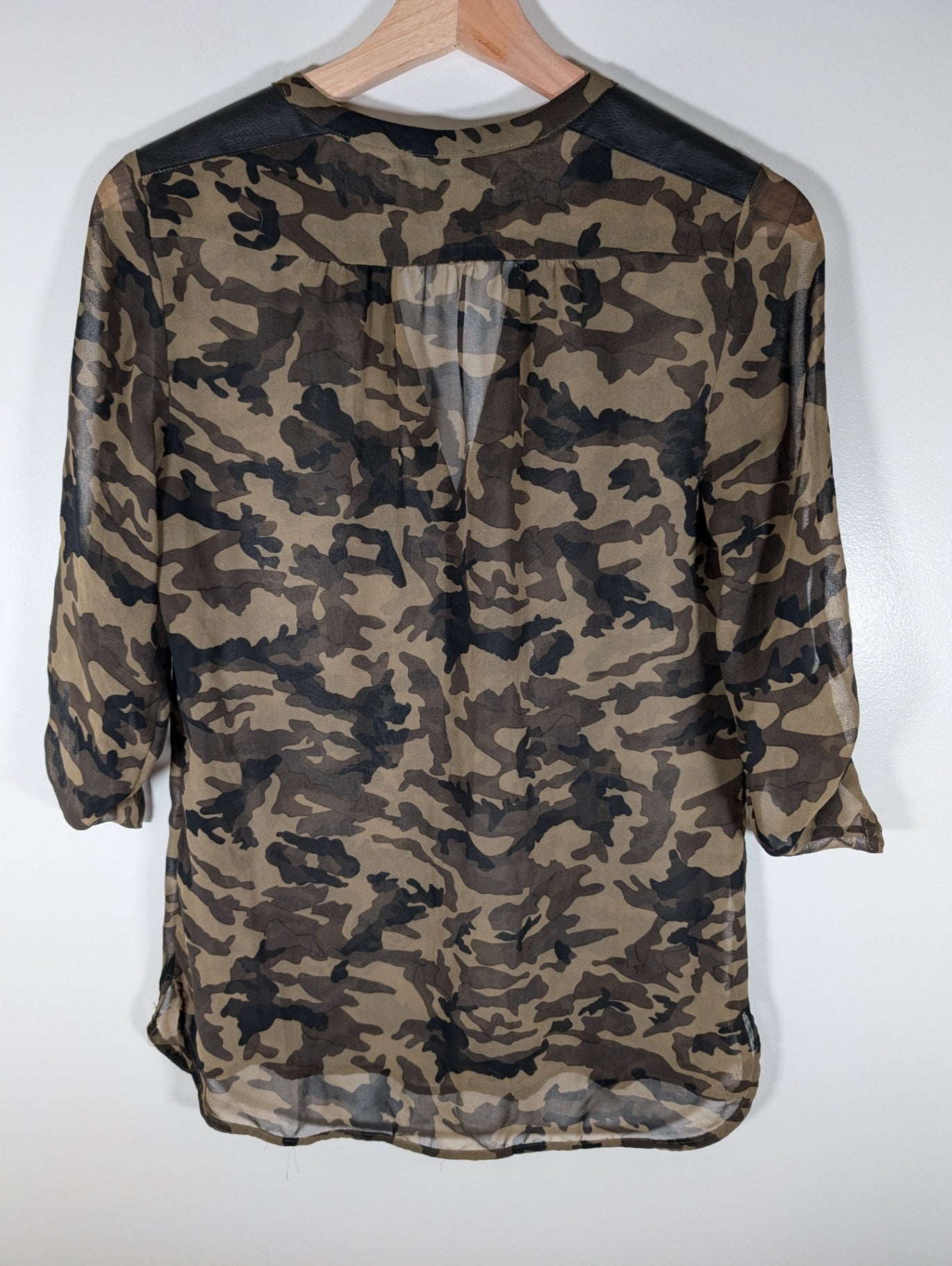 Le Chateau sheer camo blouse - X-Small (Minor Flaw)