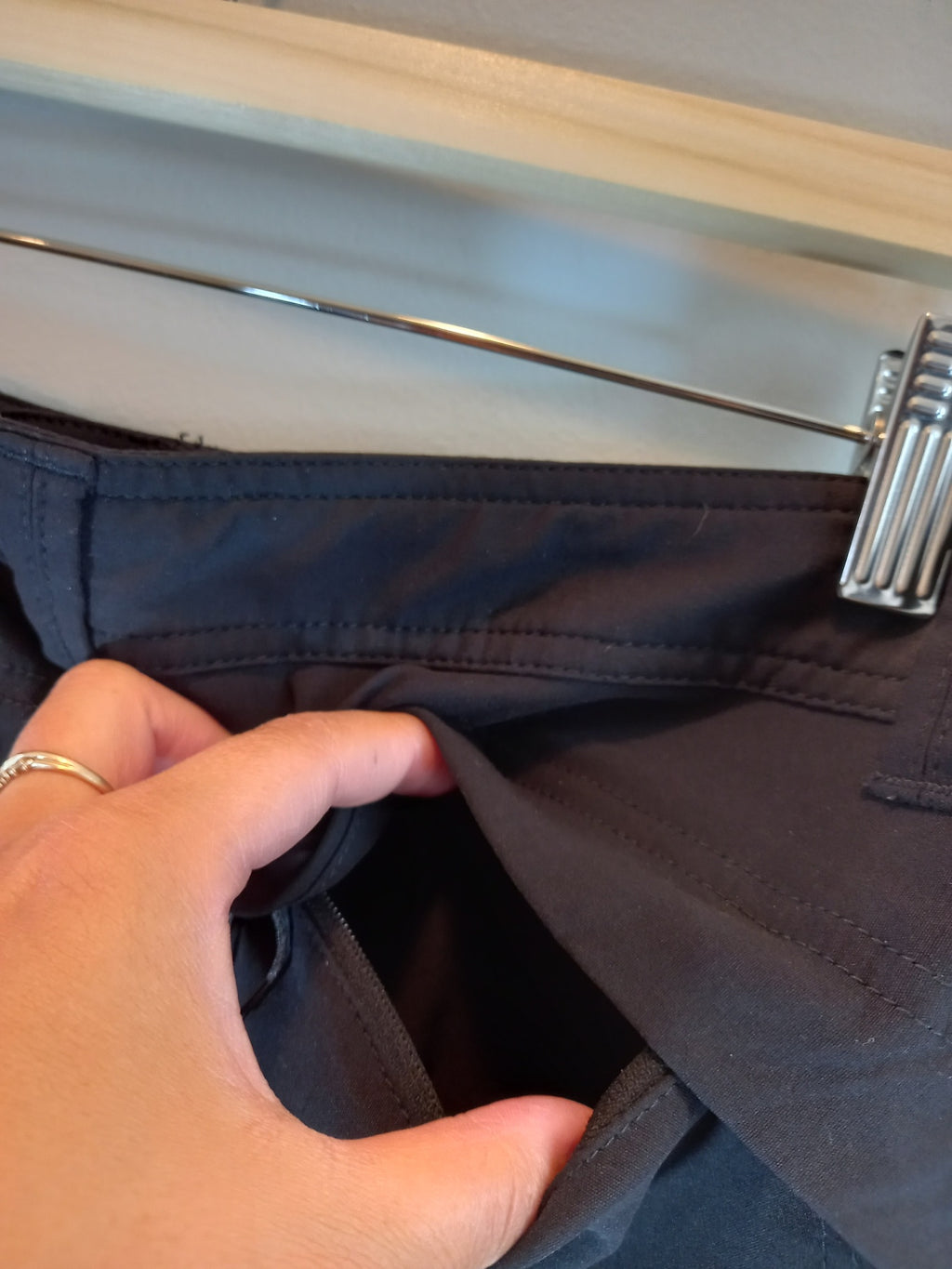 MEC black utility pants - SZ 8
