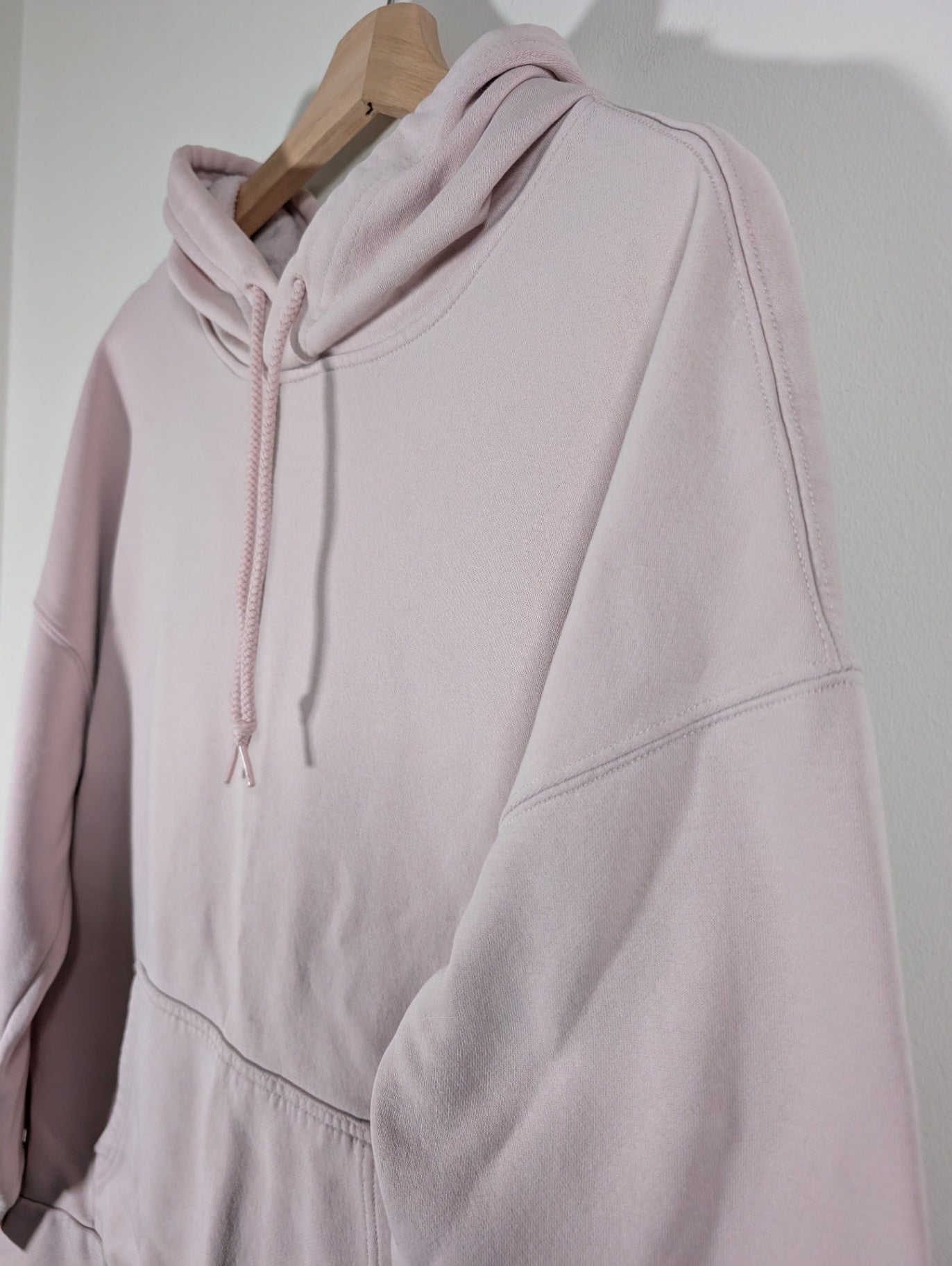 Lazypants pink hoodie - Medium (pilling)