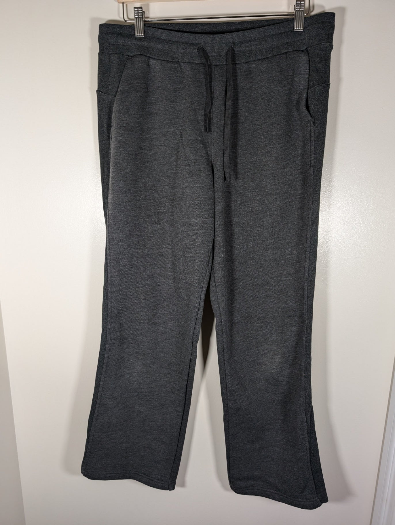 Danskin sweatpants - Large (pilling)