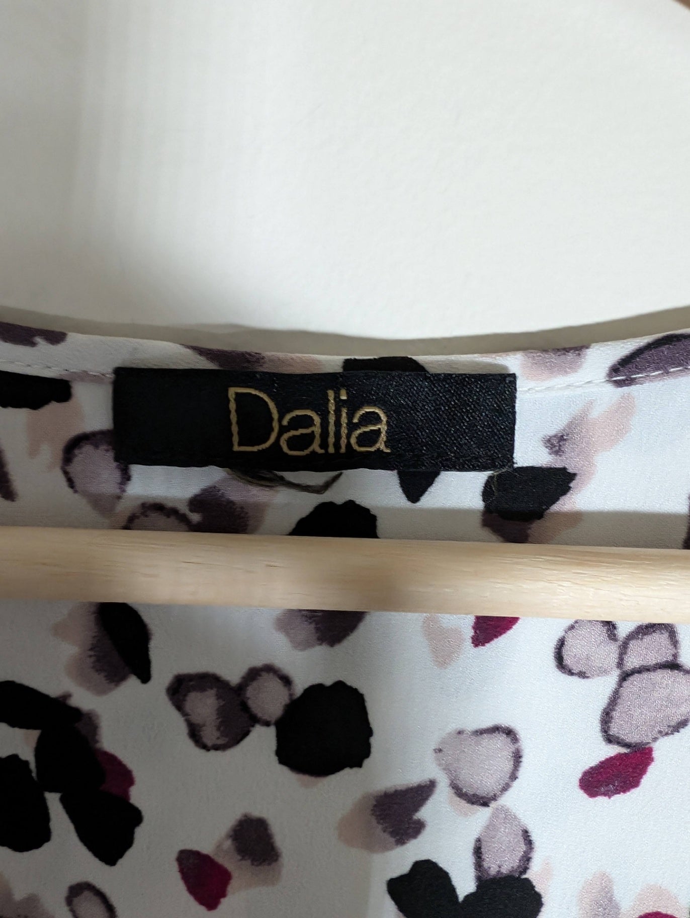 Dalia petal print blouse - appears 2XL