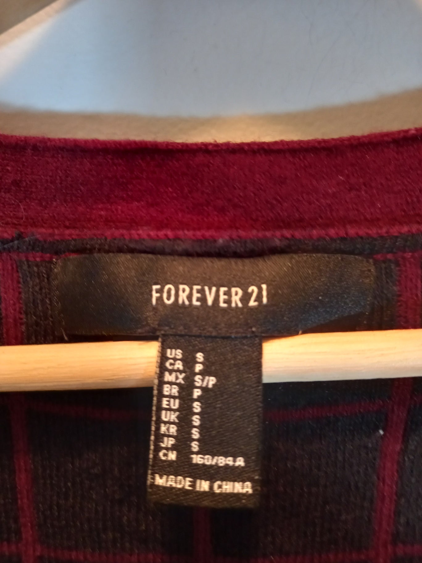 Forever 21 maroon cardigan - Small