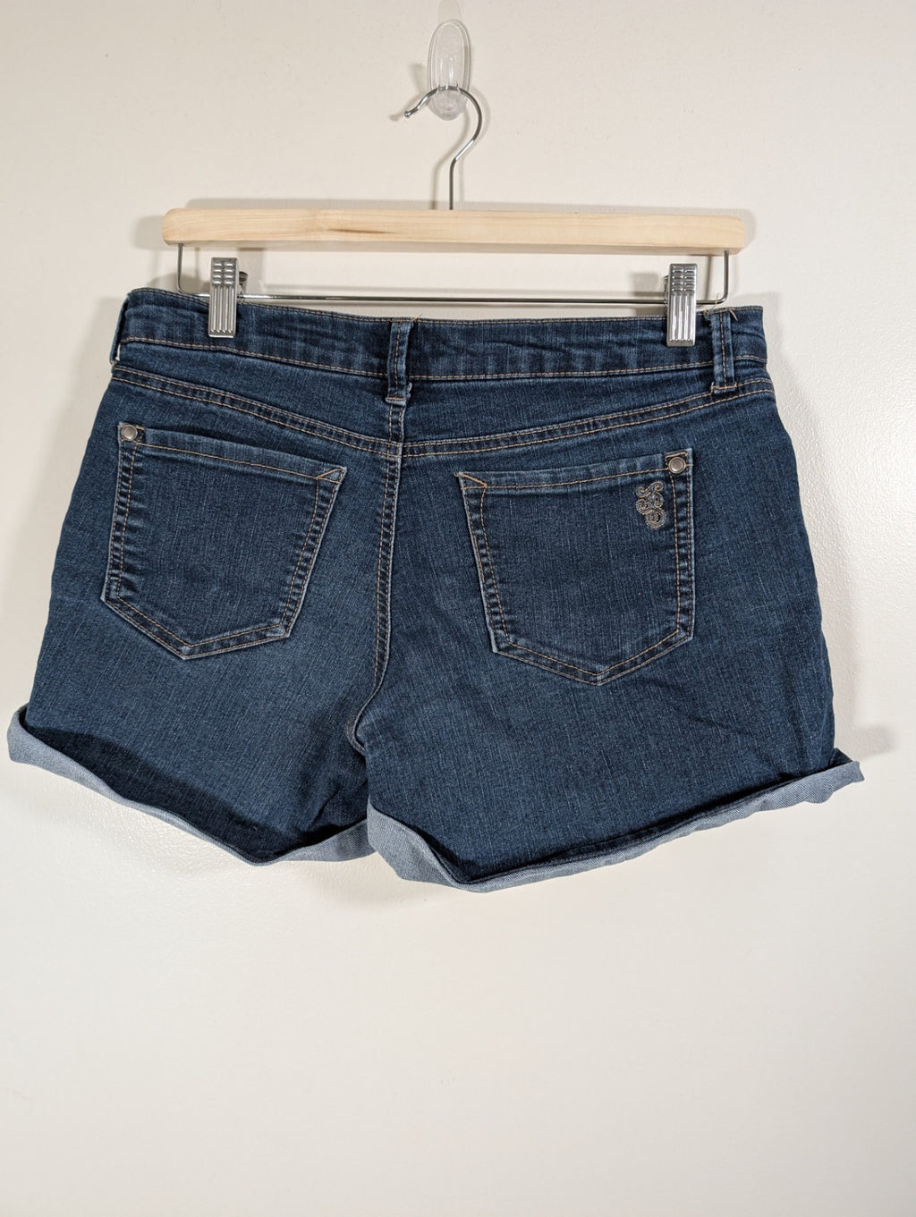 Jessica Simpson Forever Low Rise Jean Shorts - SZ  30