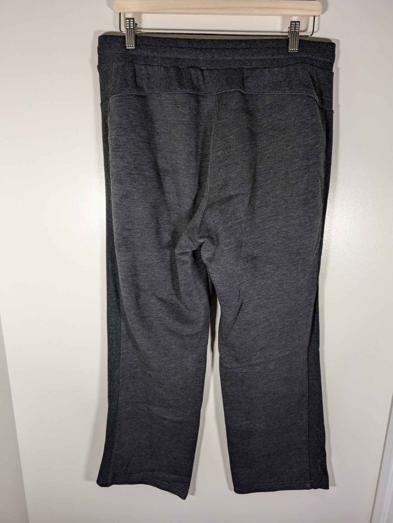 Danskin sweatpants - Large (pilling)