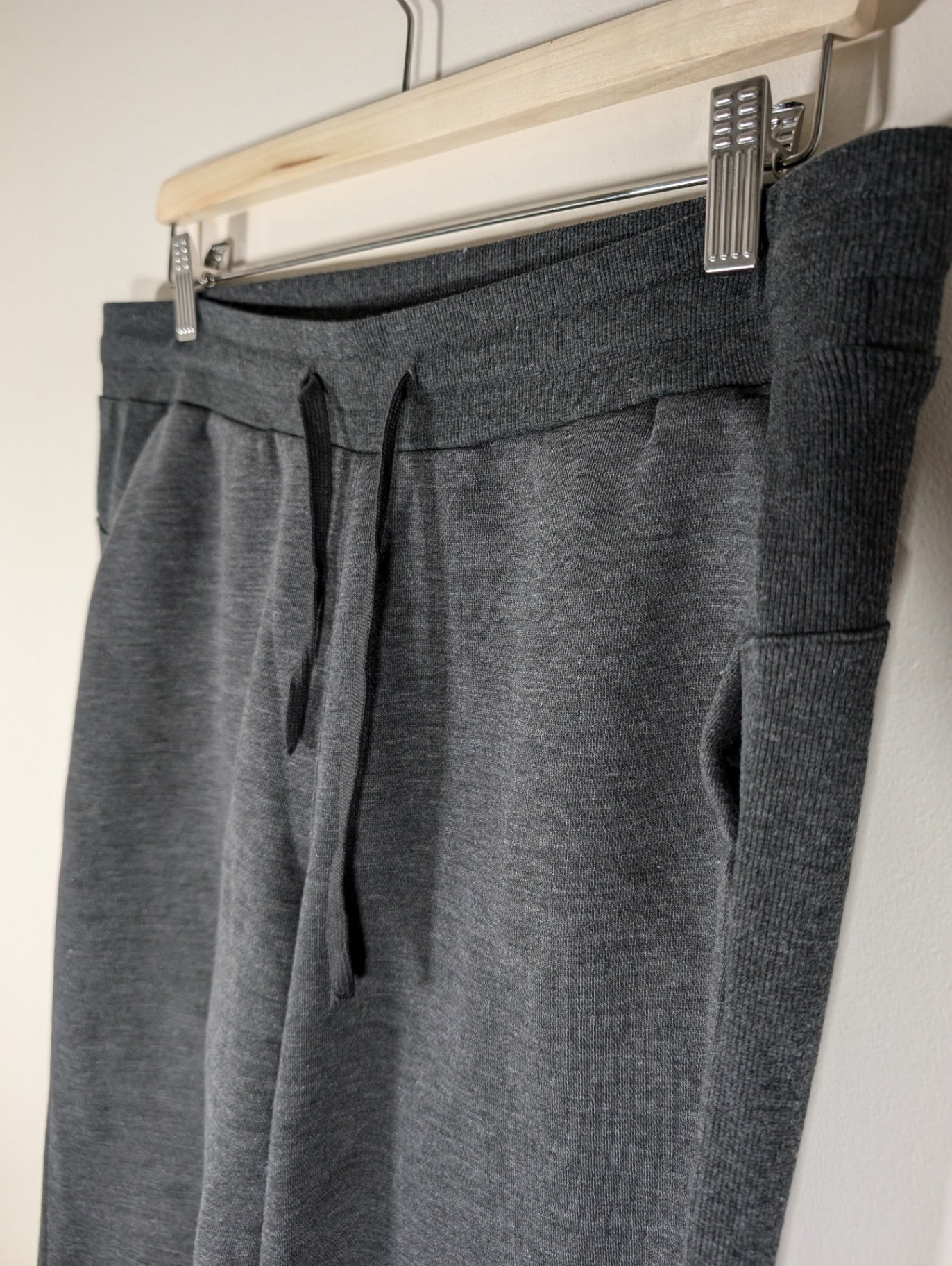 Danskin sweatpants - Large (pilling)