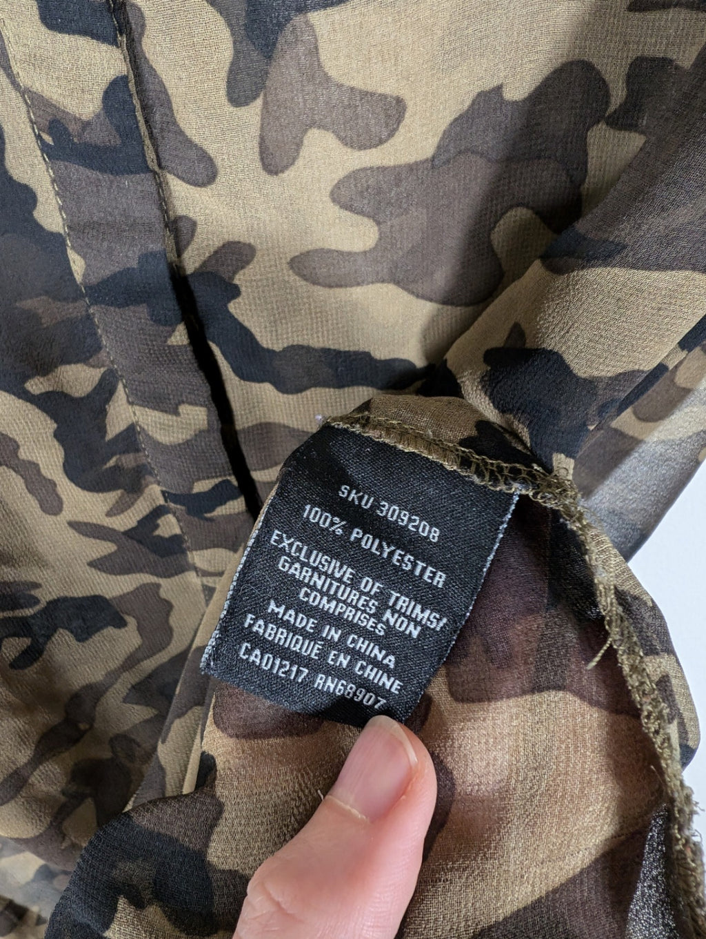 Le Chateau sheer camo blouse - X-Small (Minor Flaw)
