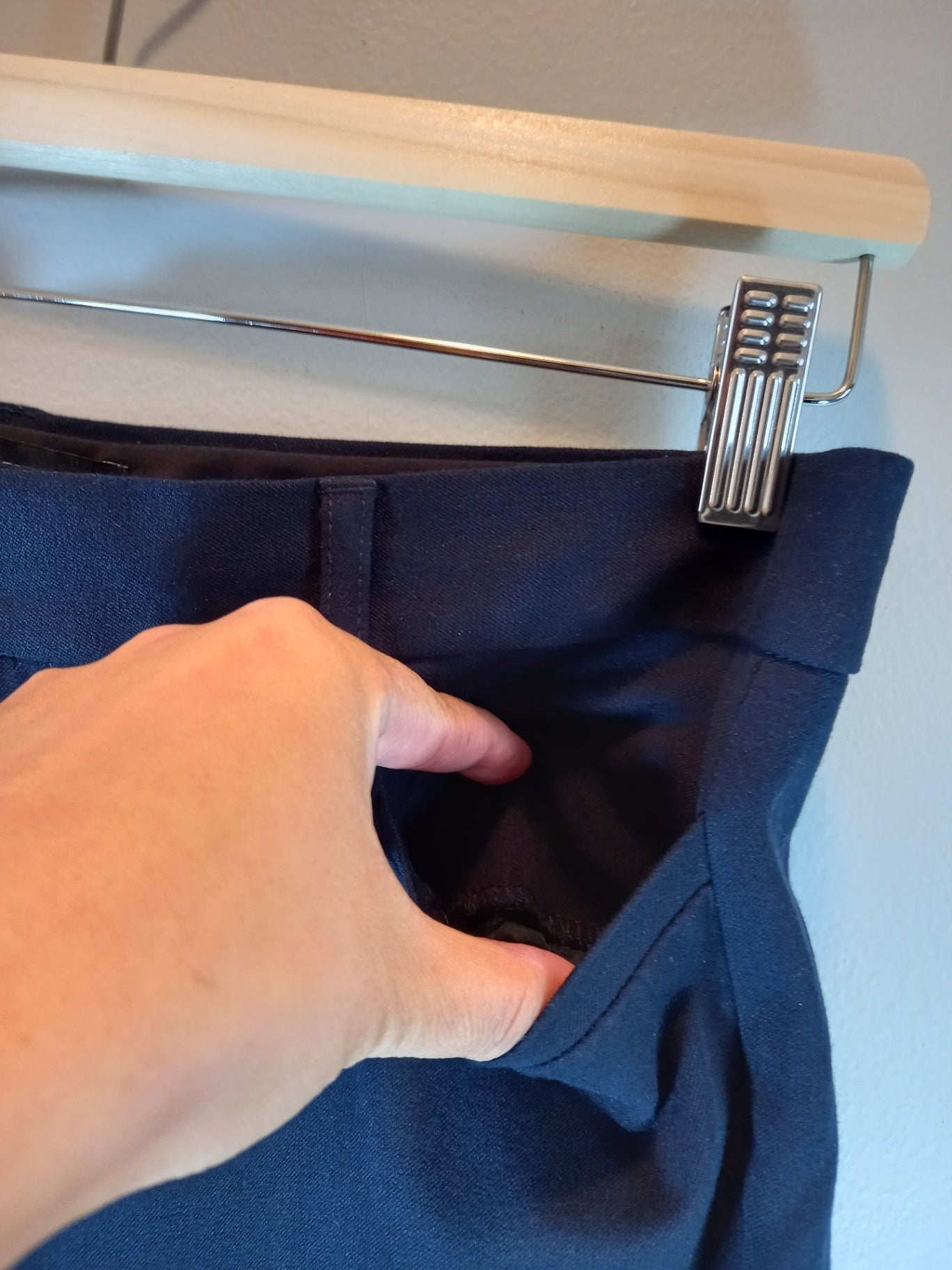 Banana Republic sloan navy pants - SZ 8