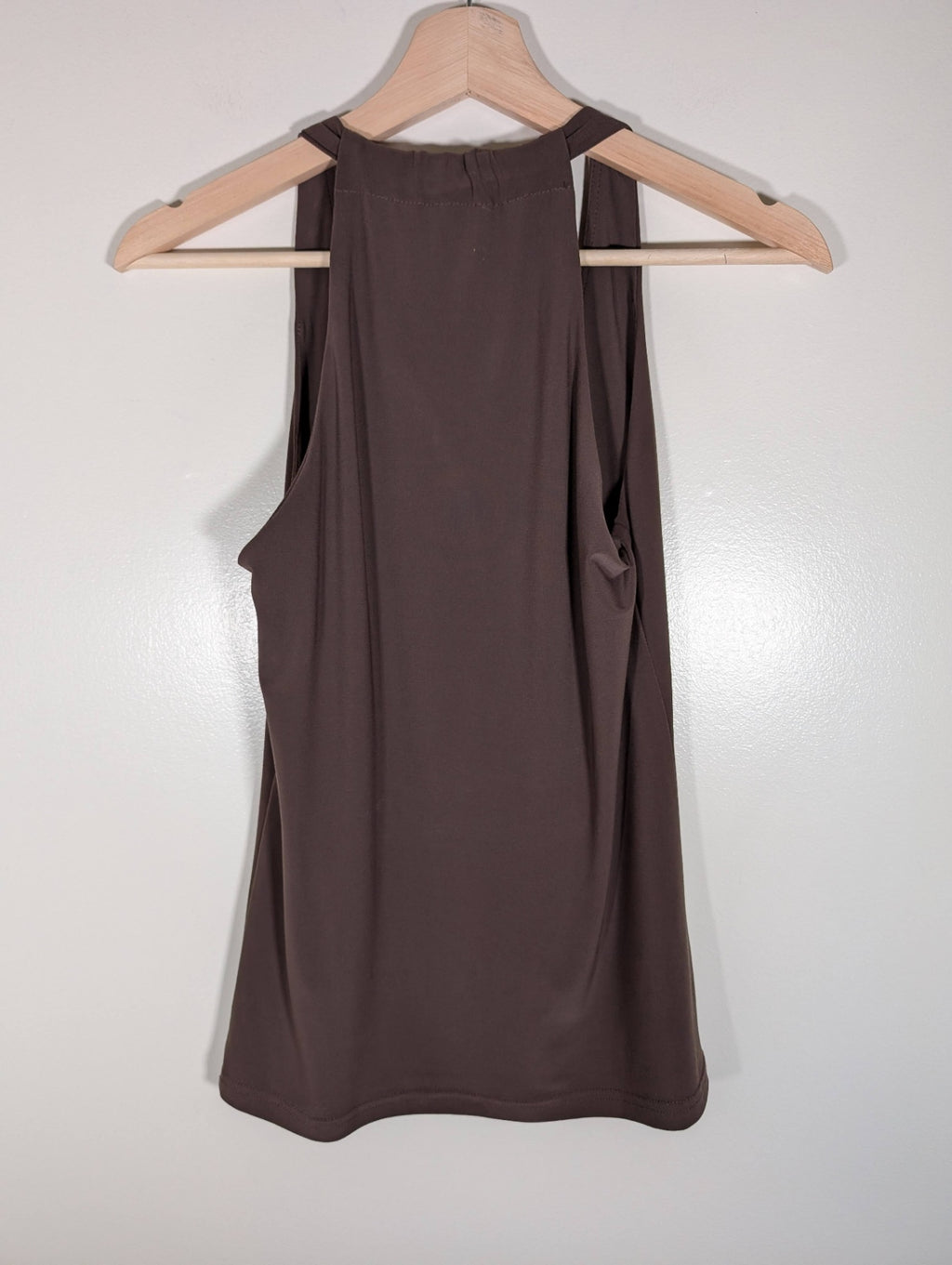 Joseph Ribkoff Embellished Sleeveless Blouse - SZ 6