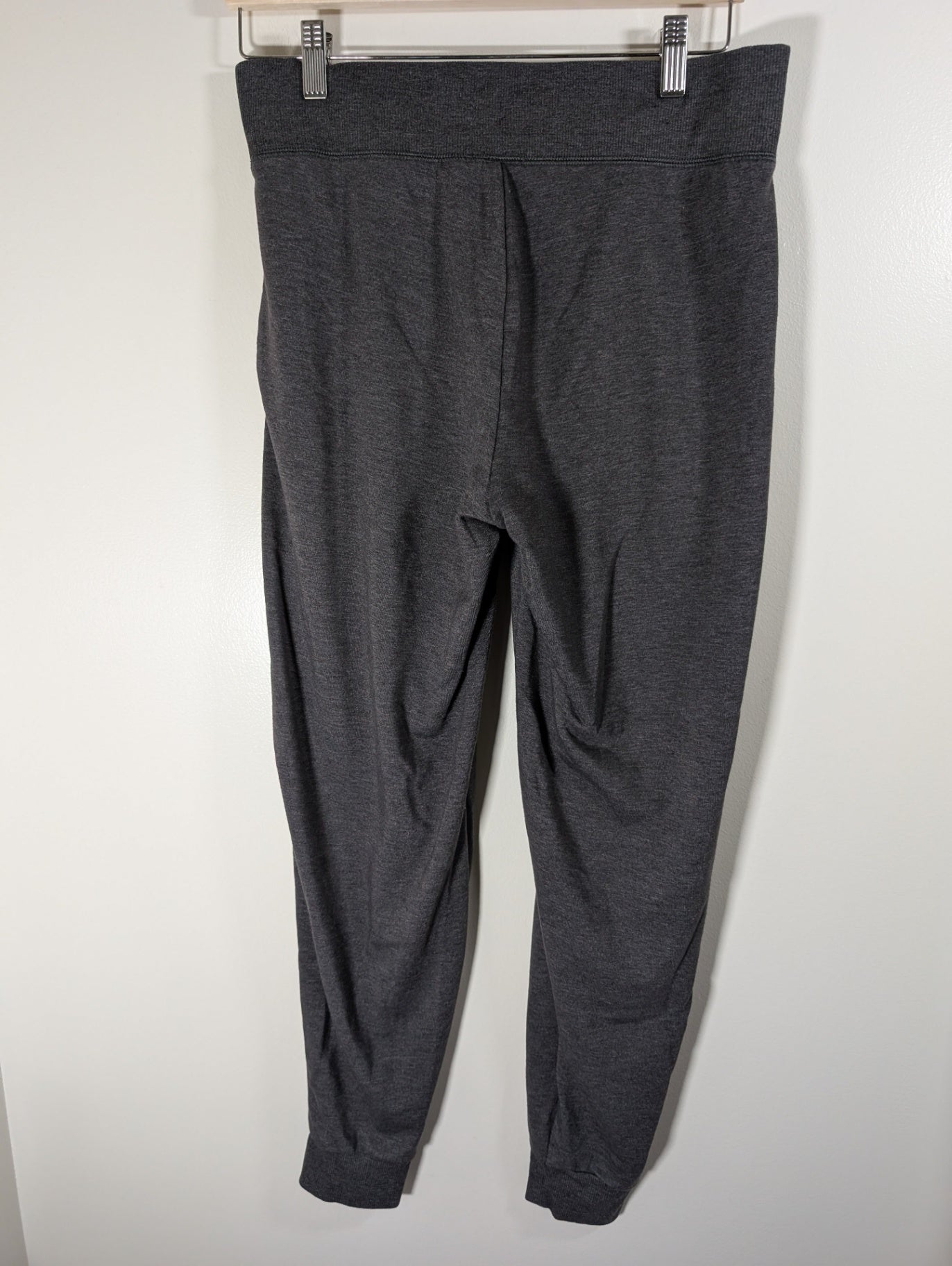 Tuff Athletics grey sweatpants - Medium