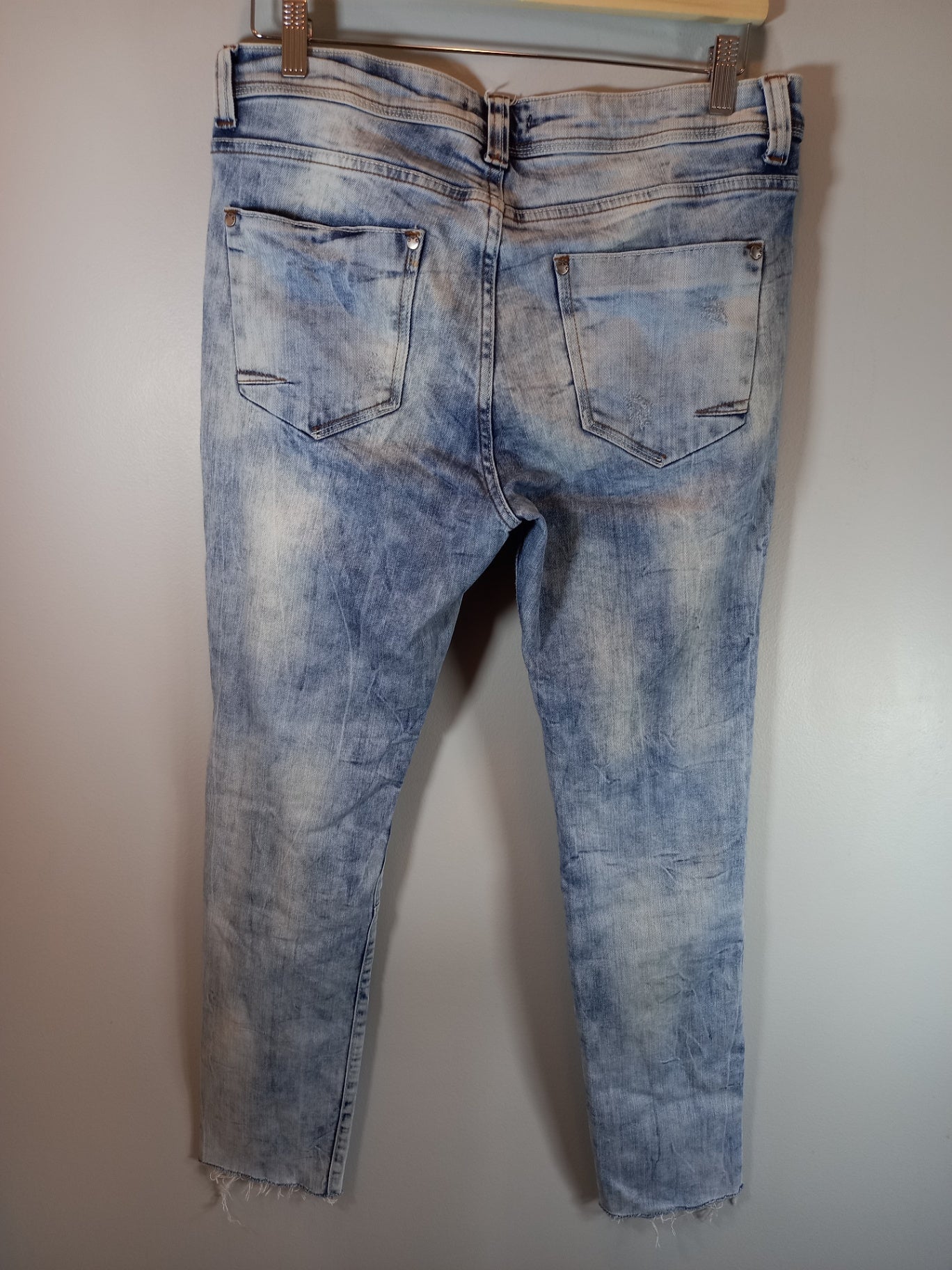 Forever 21 acid wash jeans - SZ 30