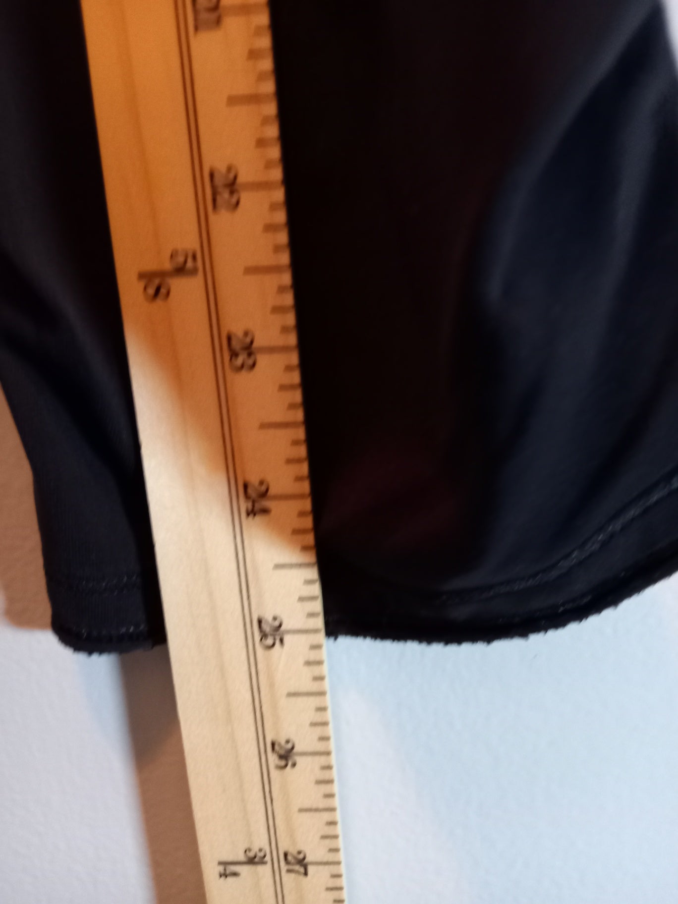 Lululemon black crop leggings - SZ 6