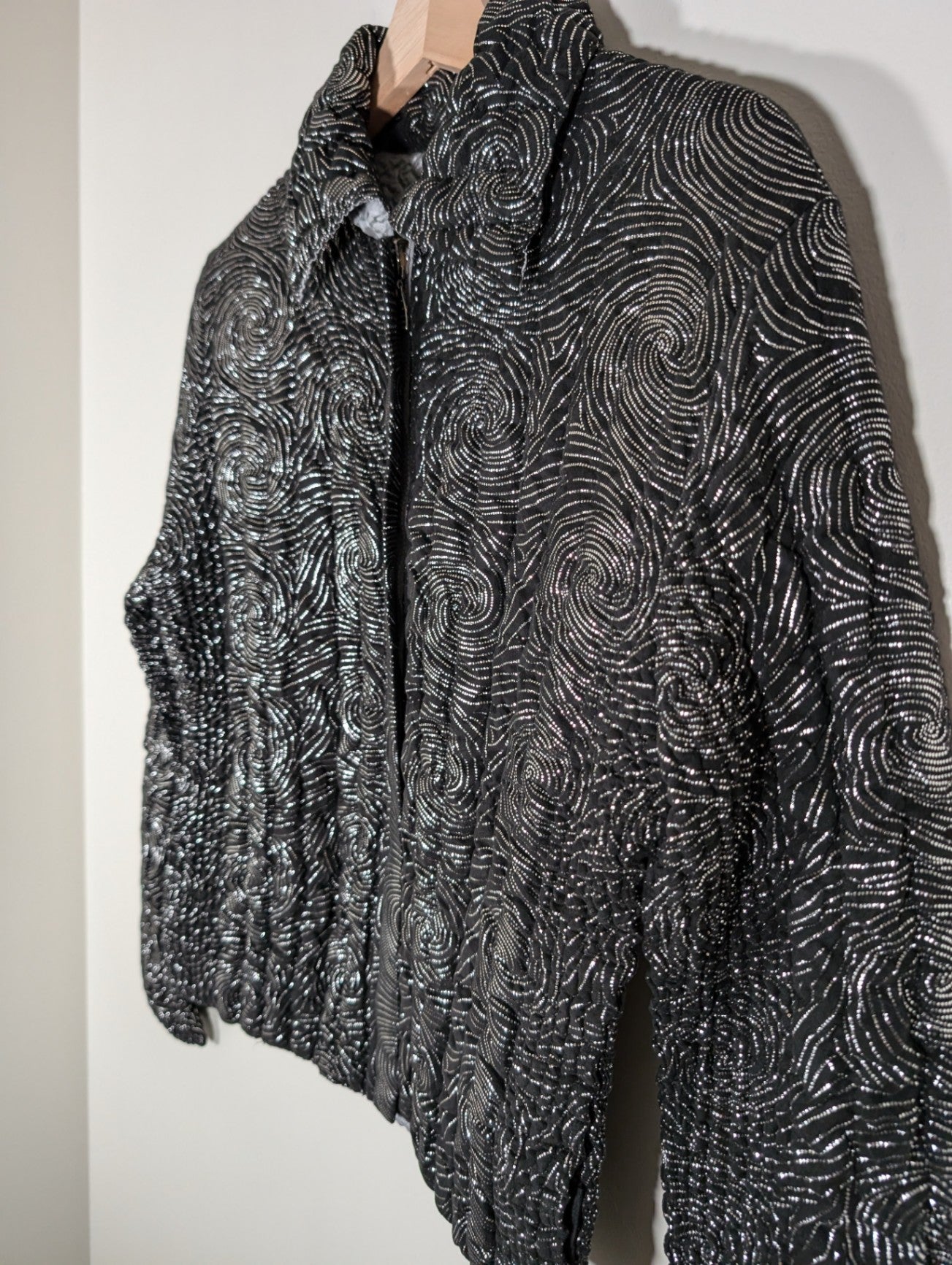 Ubu Swirl Crinkle Jacket - appears Medium