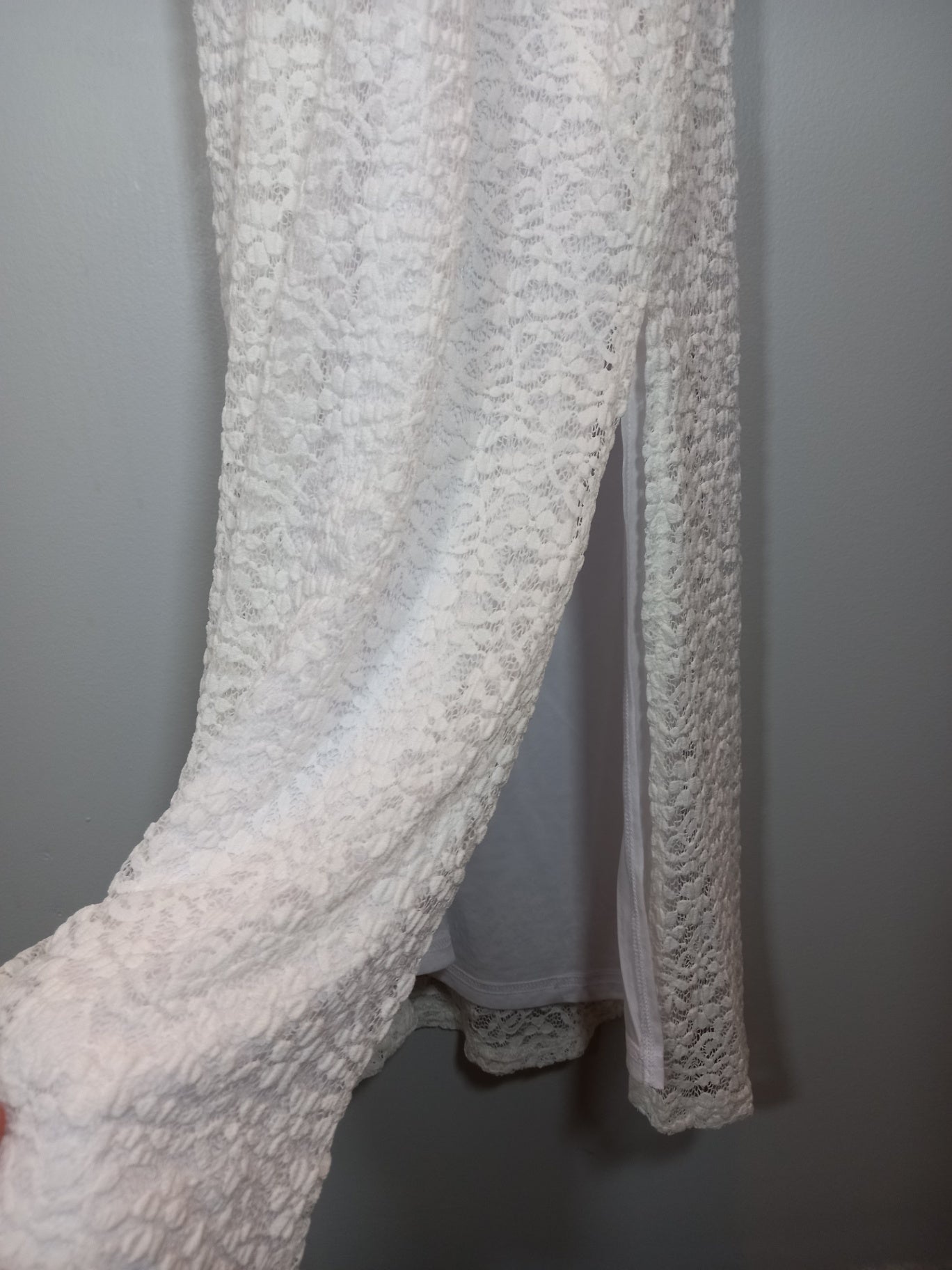 NWT Stradivarius white lace maxi dress - Small (Minor flaw)