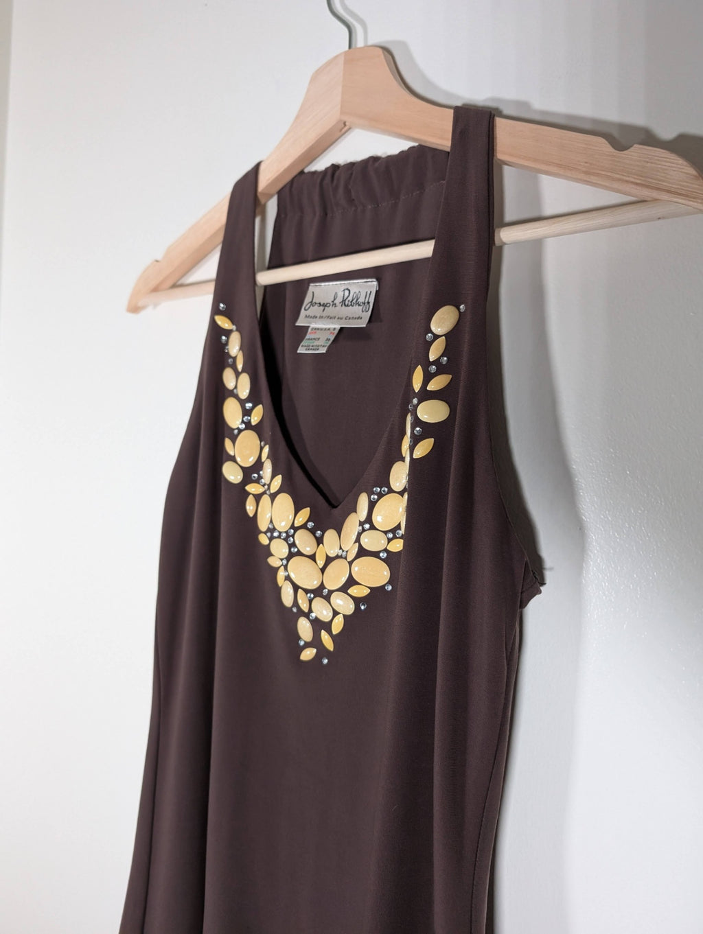 Joseph Ribkoff Embellished Sleeveless Blouse - SZ 6