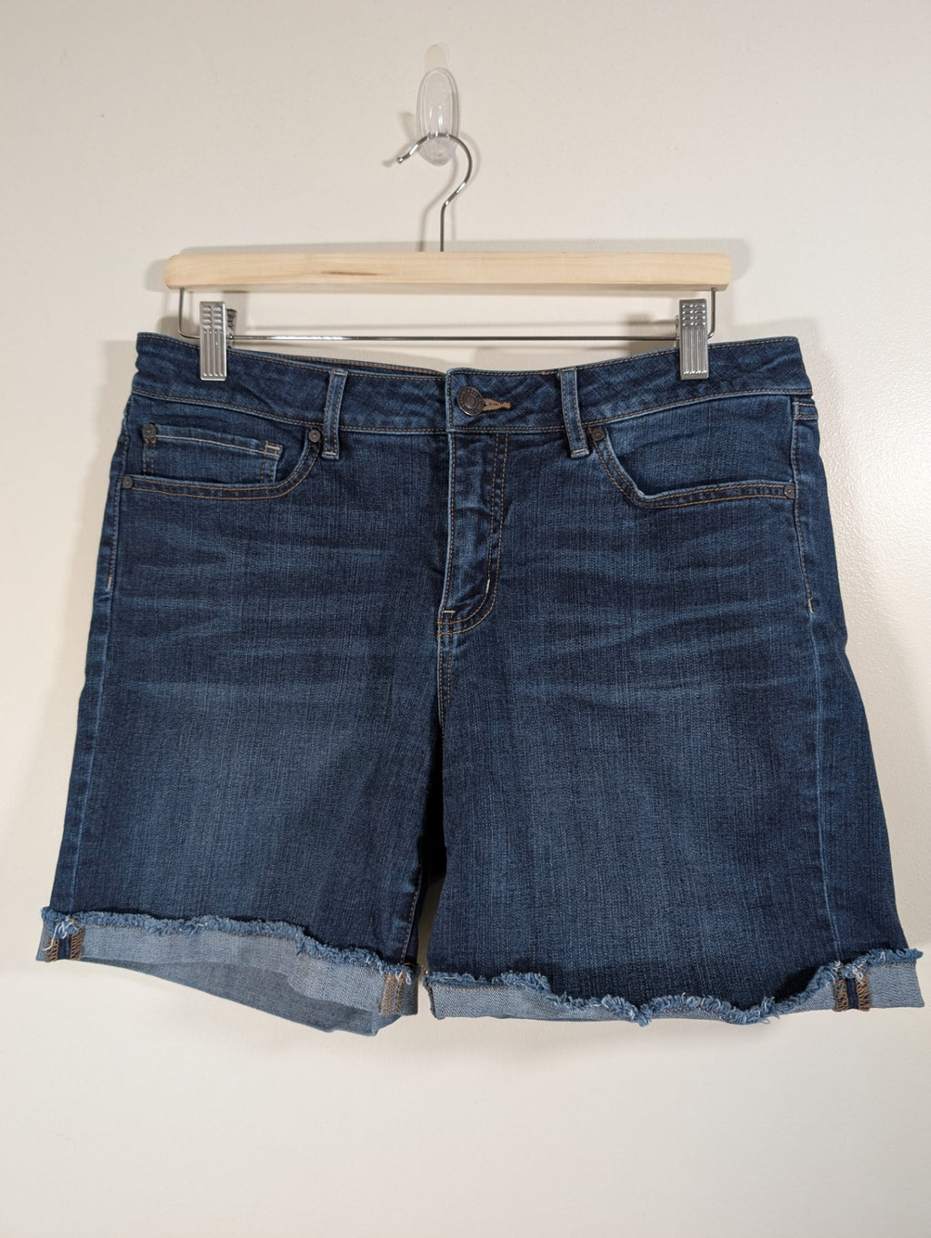 Bootlegger Jean Shorts - W32