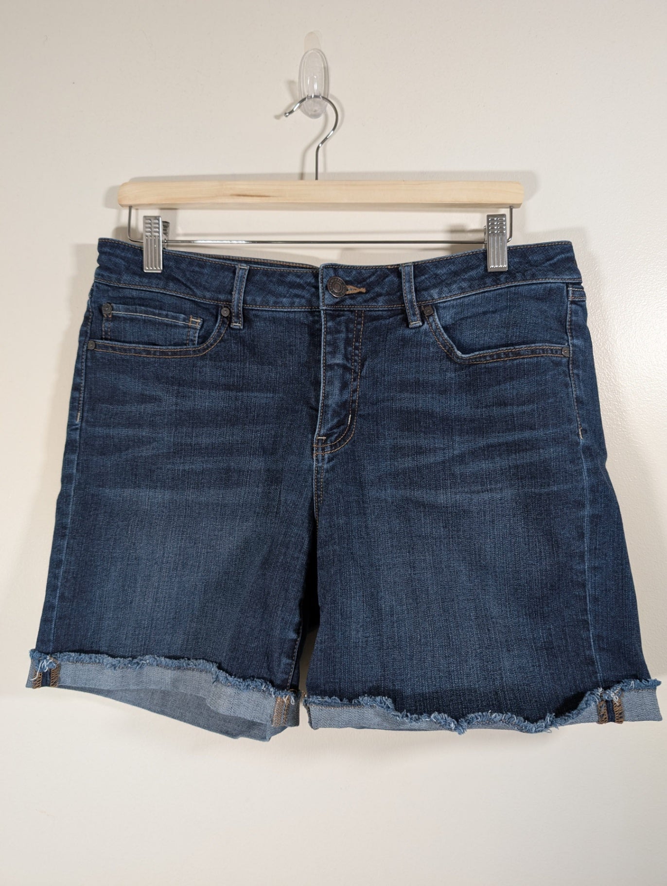 Bootlegger Jean Shorts - W32