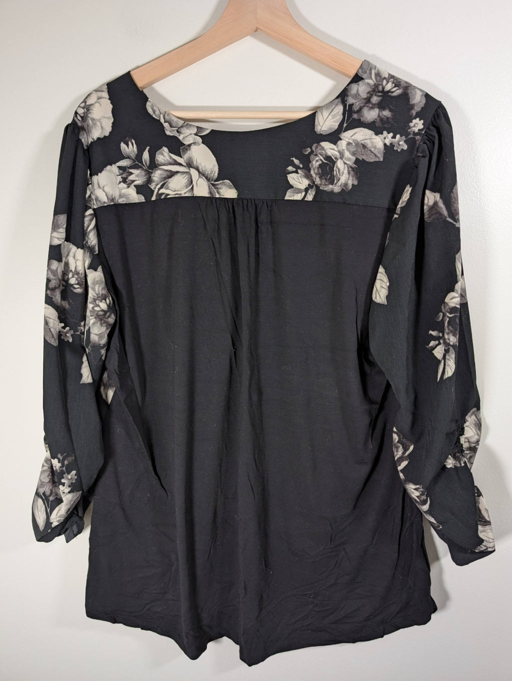 Le Chateau Floral Blouse - XXL