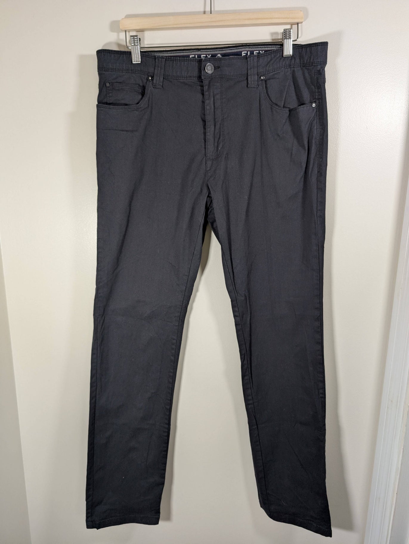 Point Zero Slim Fit Pants - SZ 36