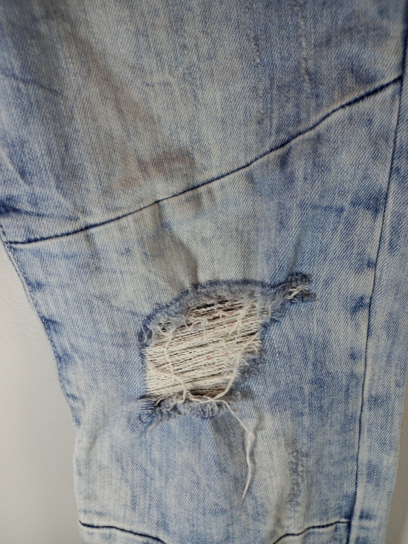 Forever 21 acid wash jeans - SZ 30