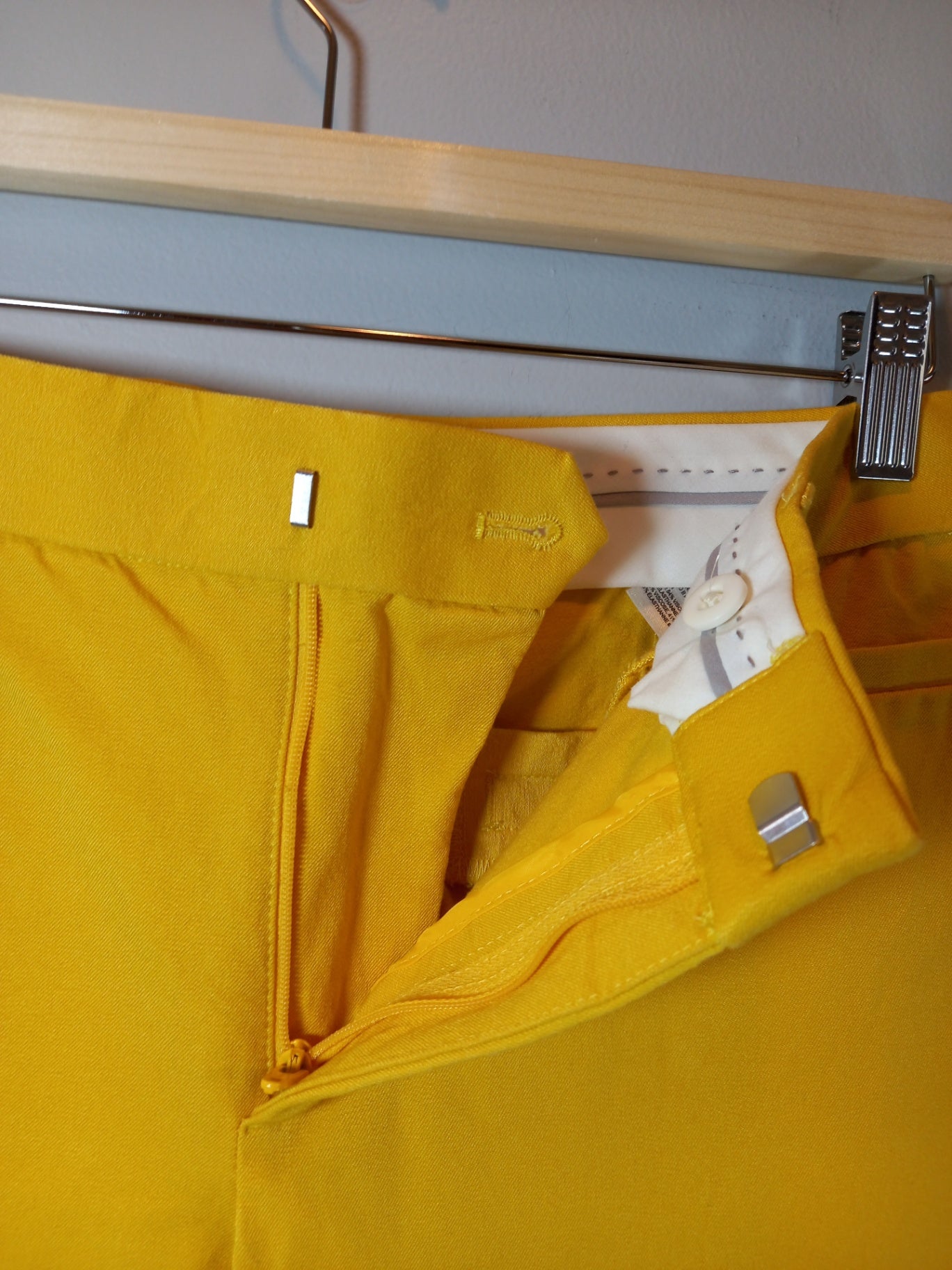 Banana Republic sloan yellow pants - SZ 8