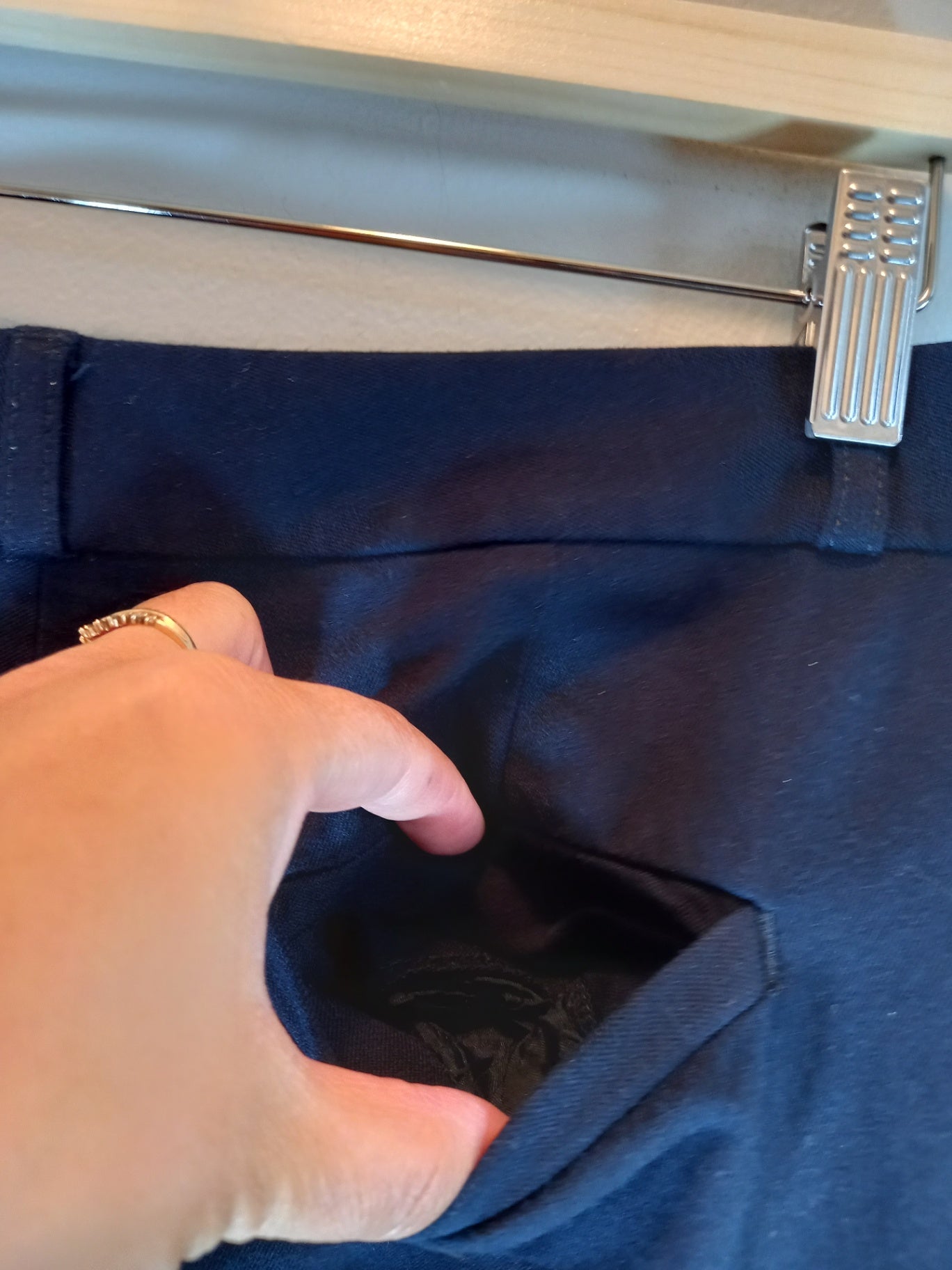 Banana Republic sloan navy pants - SZ 8