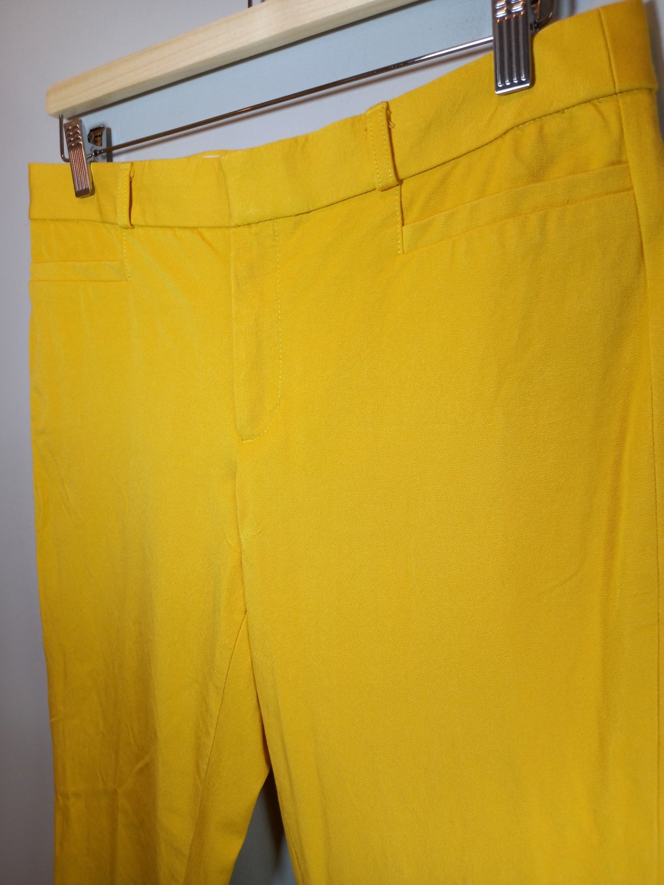 Banana Republic sloan yellow pants - SZ 8