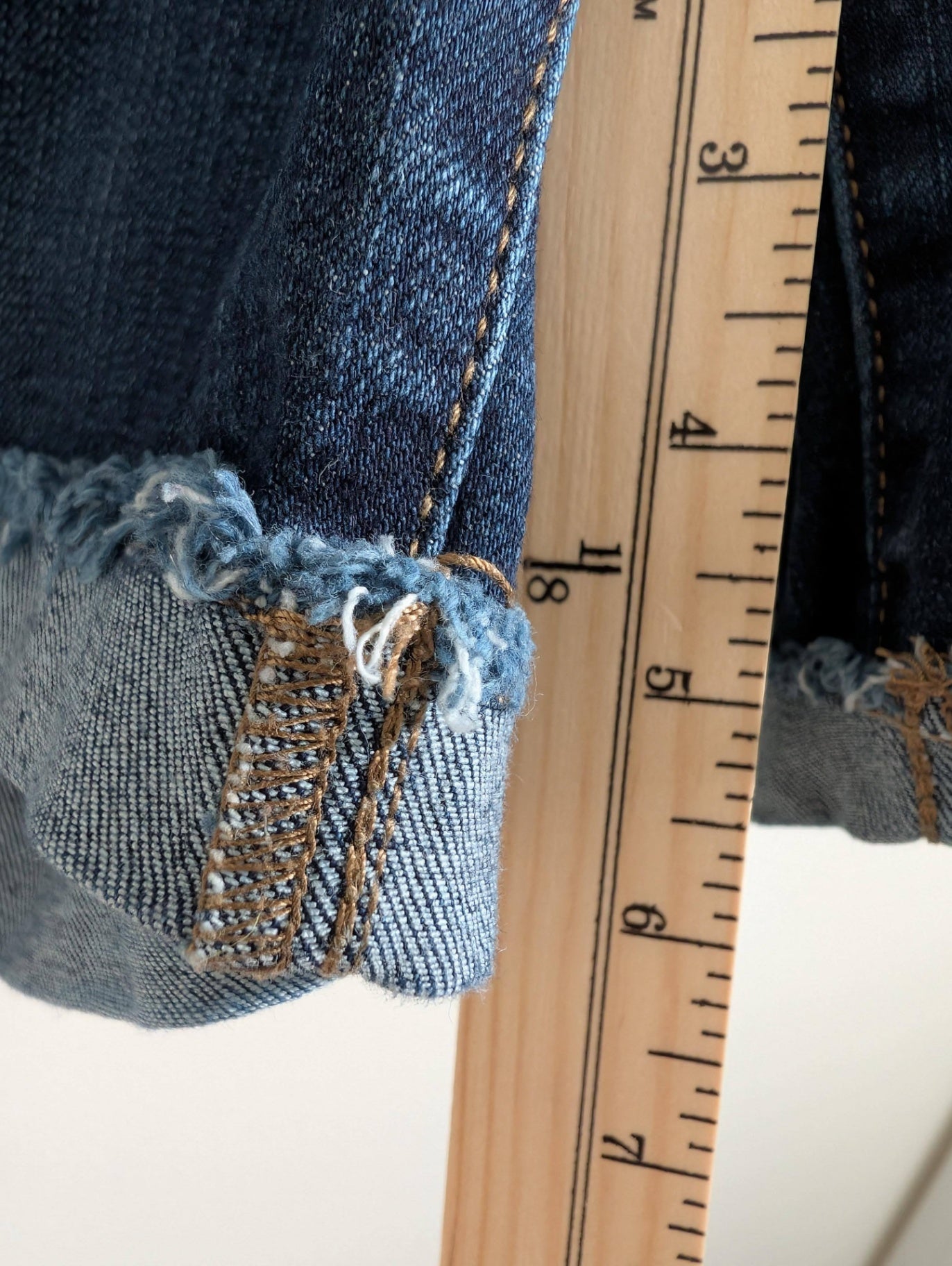 Bootlegger Jean Shorts - W32