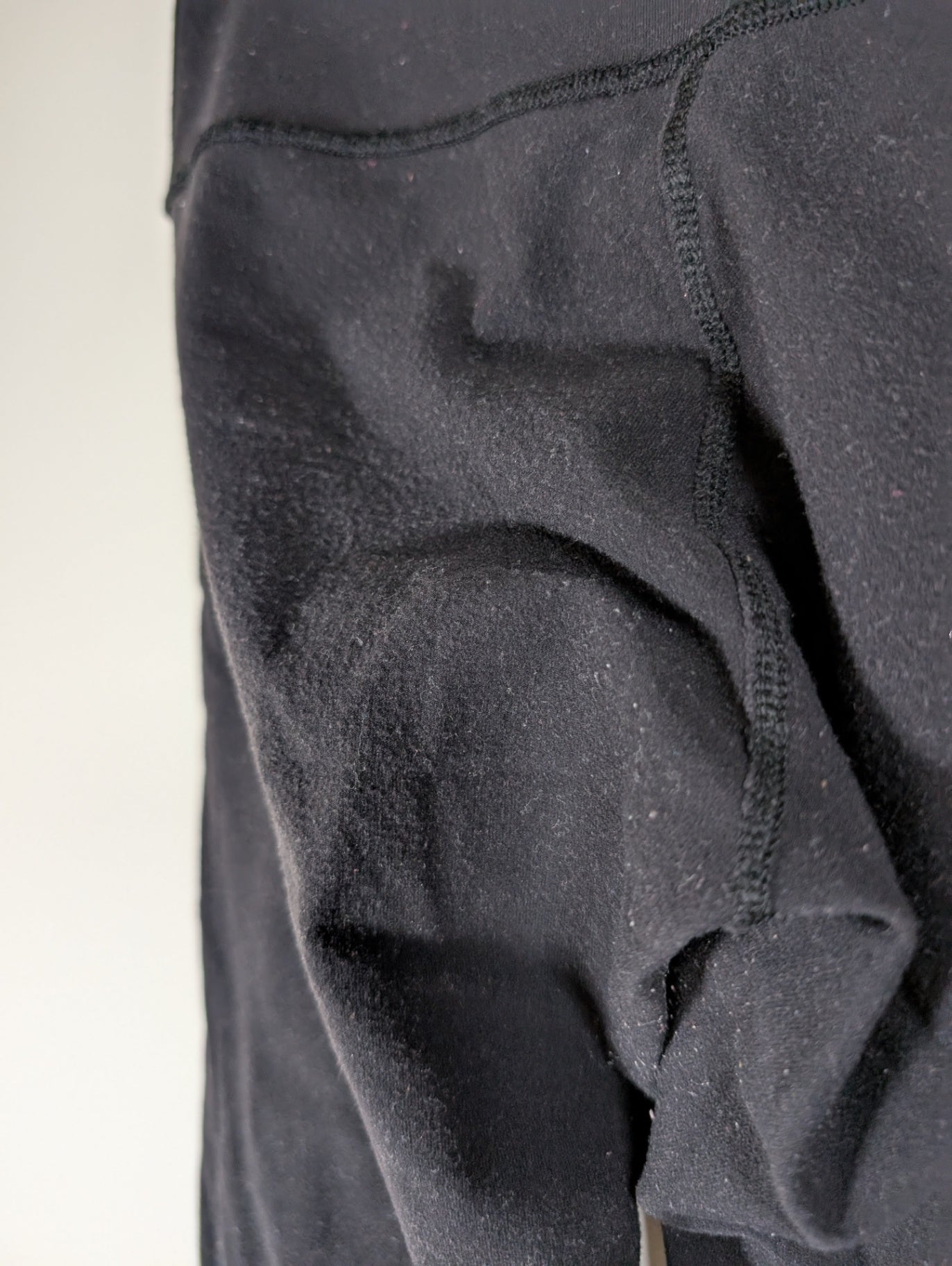 Lululemon black crop leggings - SZ 6
