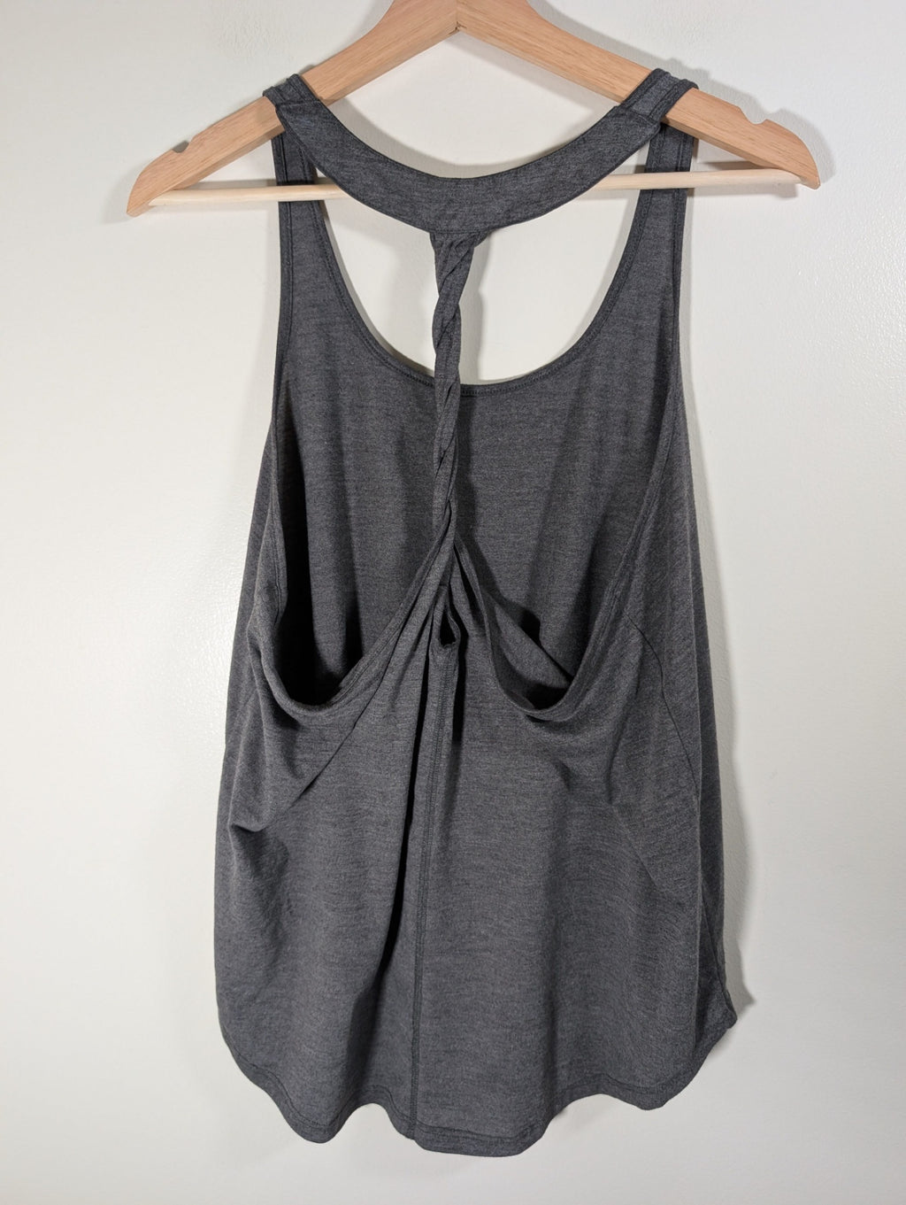 Gap Fit twist racerback - Large