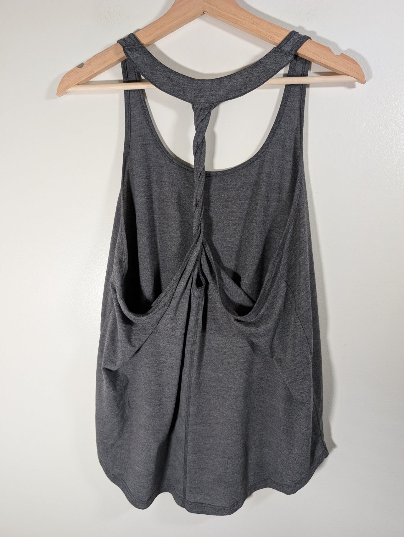Gap Fit twist racerback - Large
