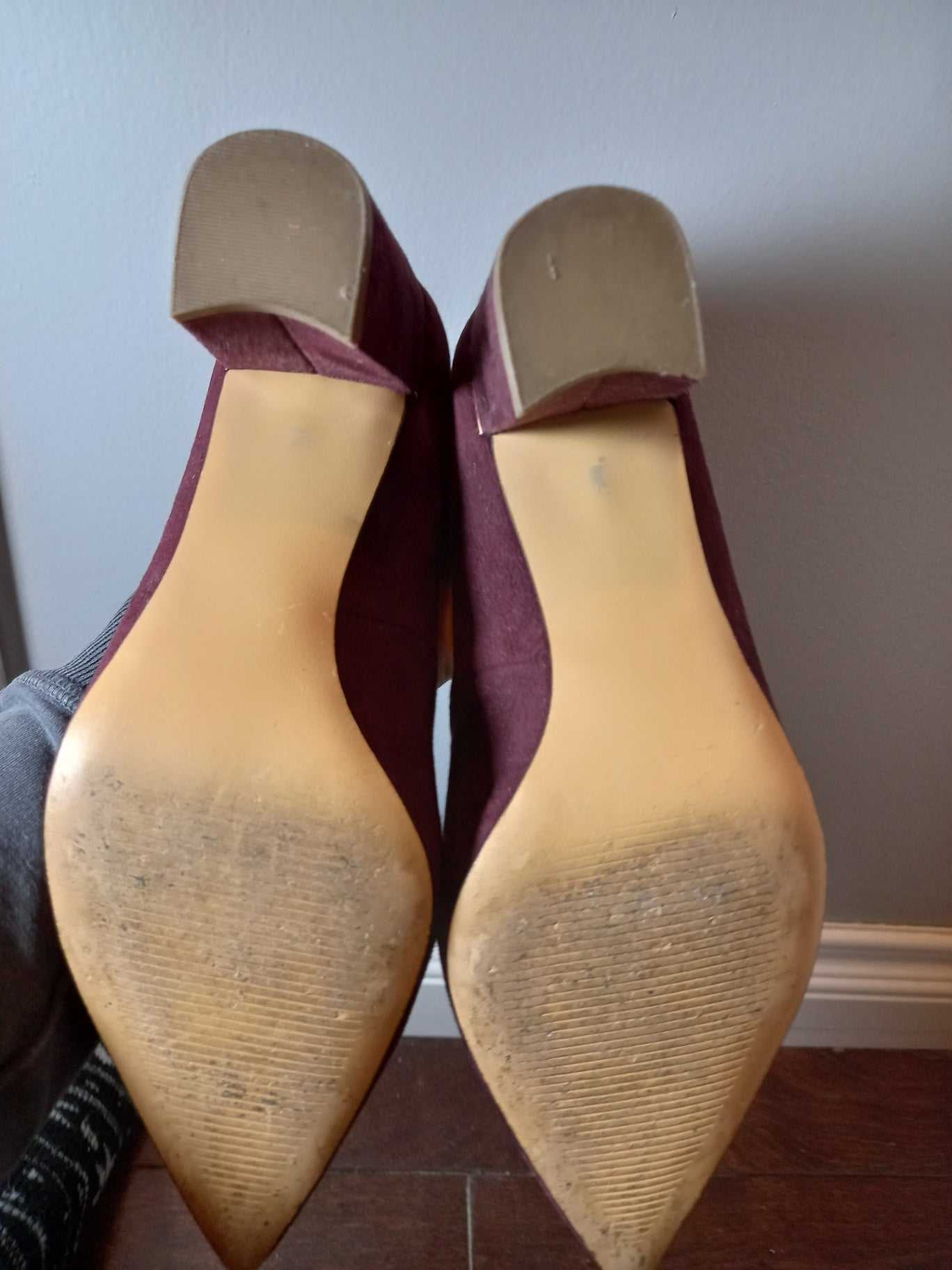 Madeline burgundy suede heels - SZ 7