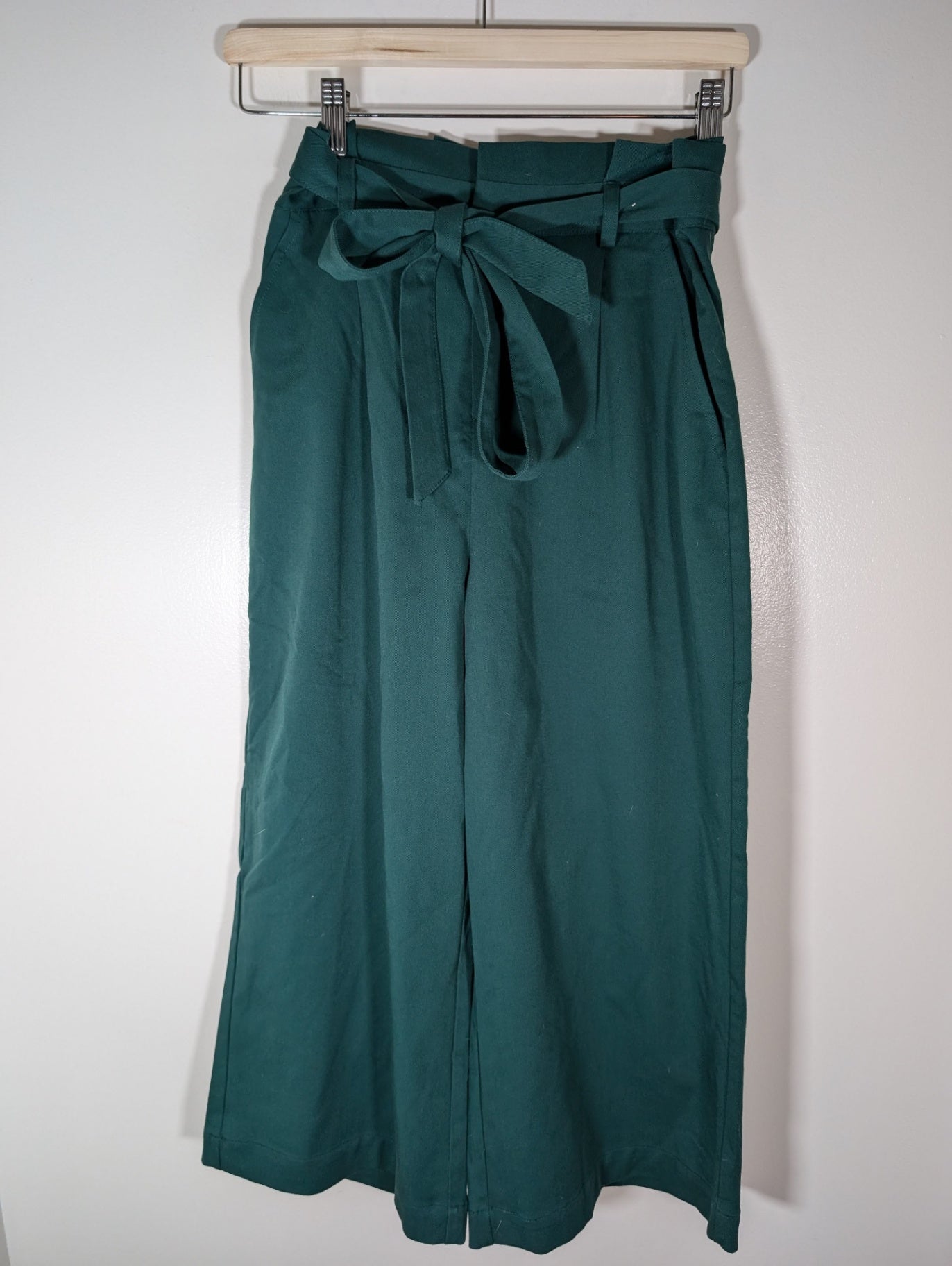 Joe Fresh green tie waist pants - SZ 2