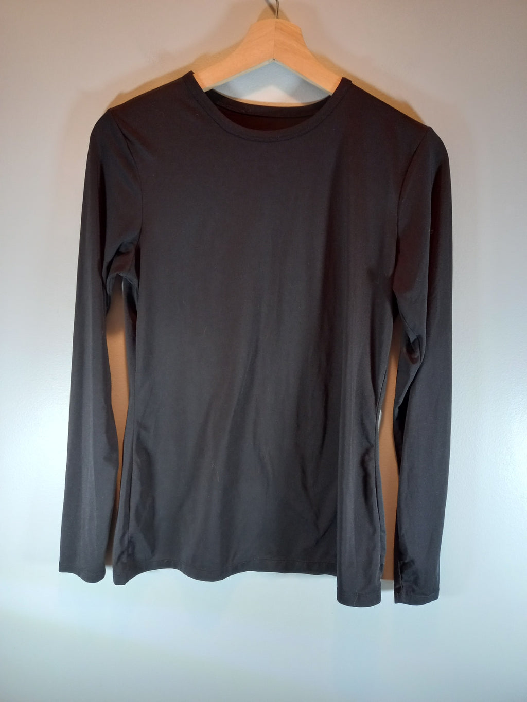 Cuddl Duds microwear black long sleeve - Medium