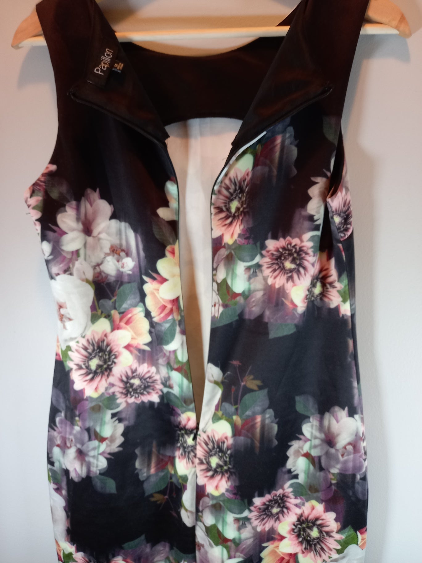 Papillon floral sleeveless dress - Medium