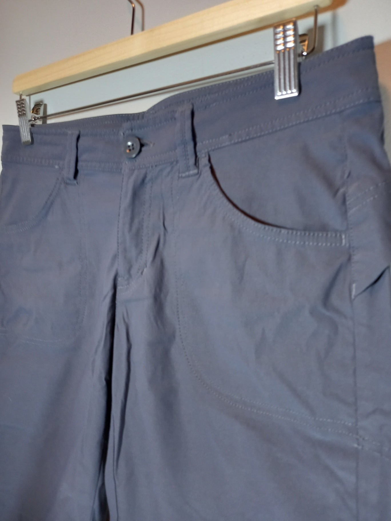 MEC dark grey shorts - SZ 8