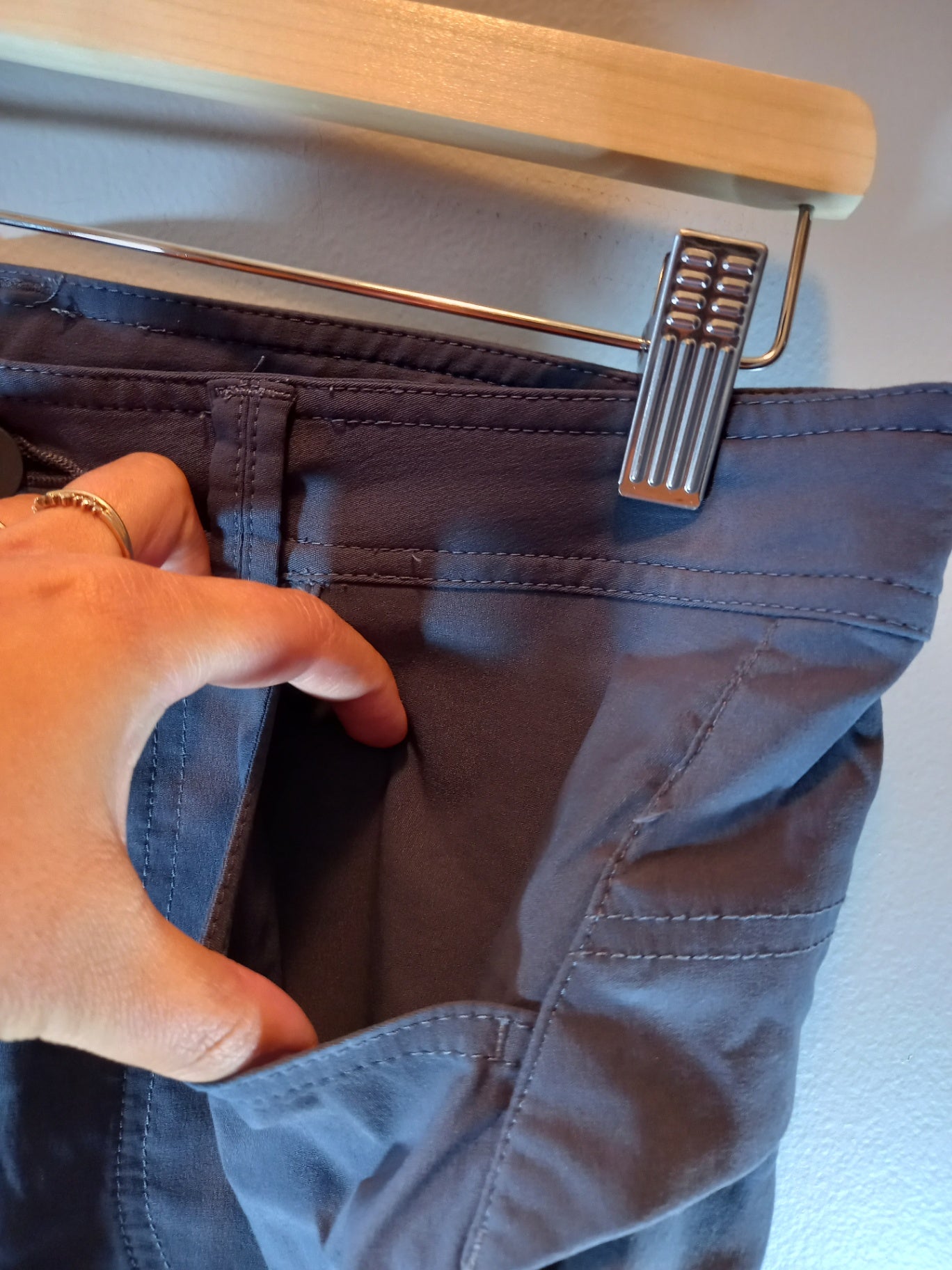 MEC dark grey shorts - SZ 8